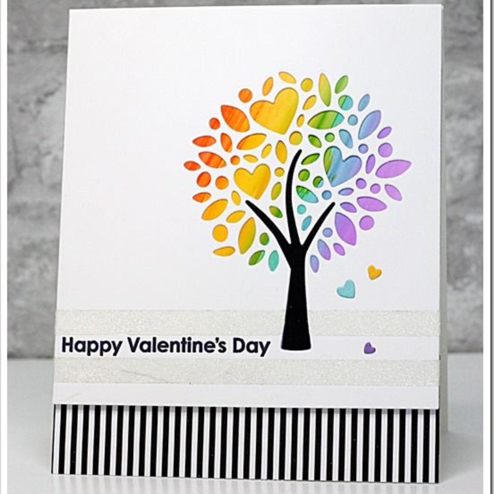 Cutout Tree w Three Hearts Cutting Die