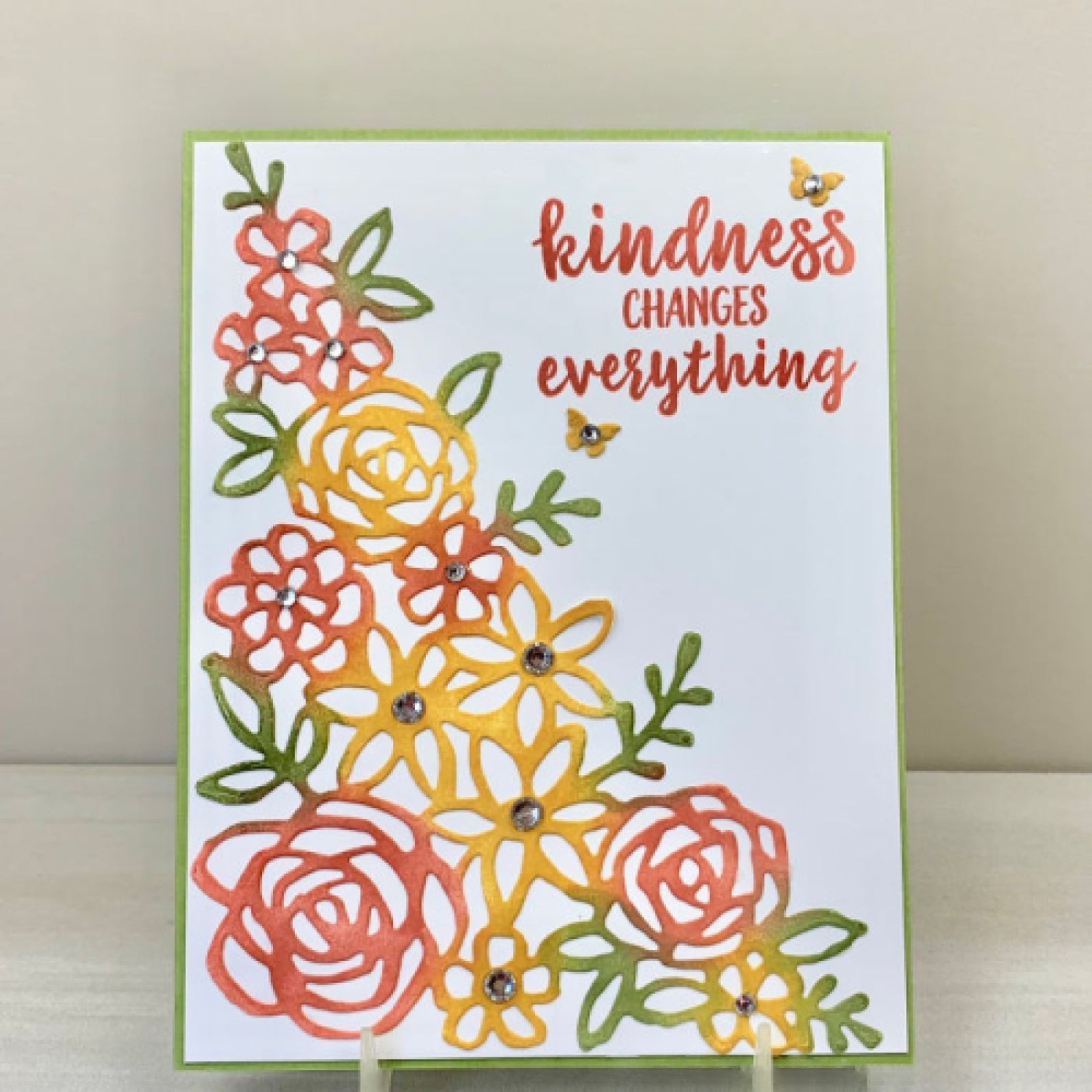 Flowers & Leaves Corner w Butterfly Cutting Dies