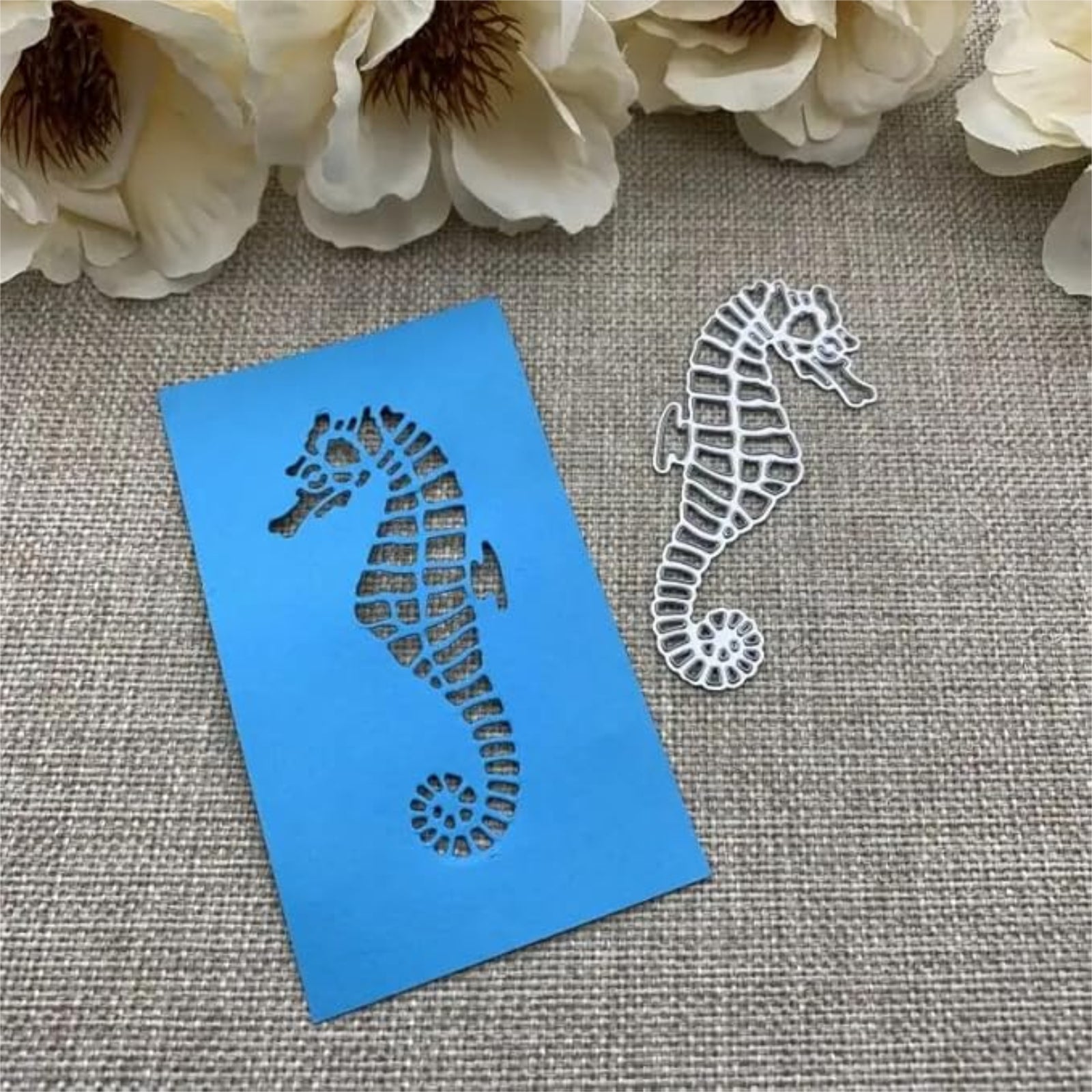 Stunning Cutout Seahorse Cutting Die