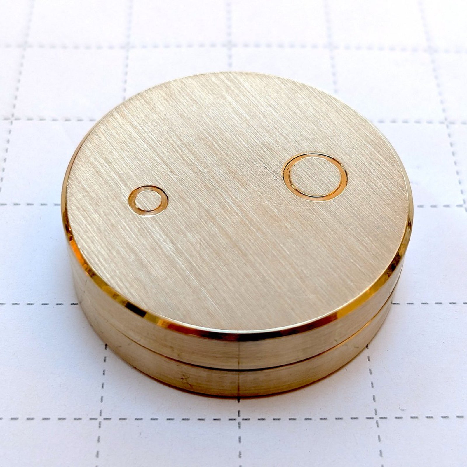 Pivot - Level 7 - LCPuzzles