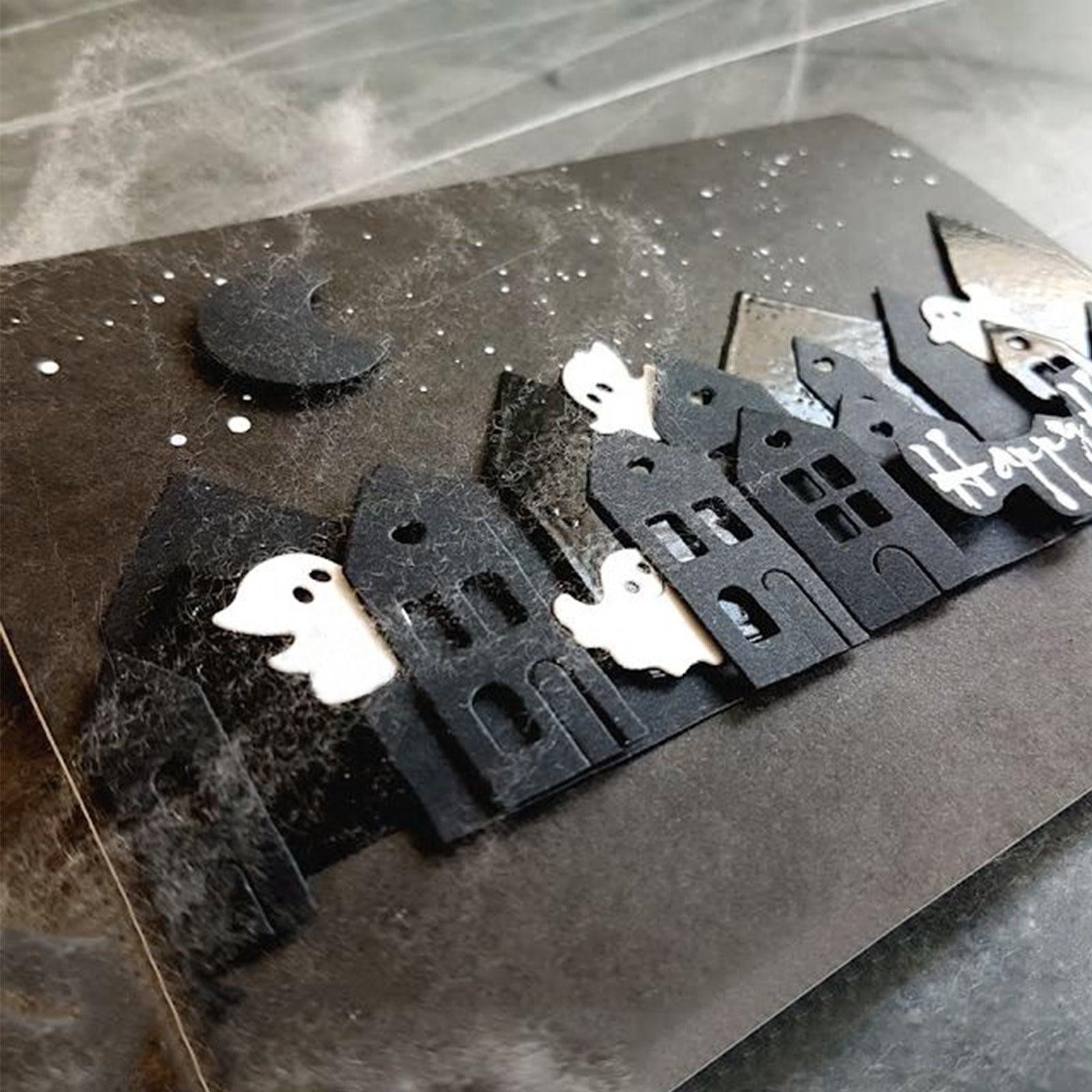 Mini Ghosts Cutting Dies