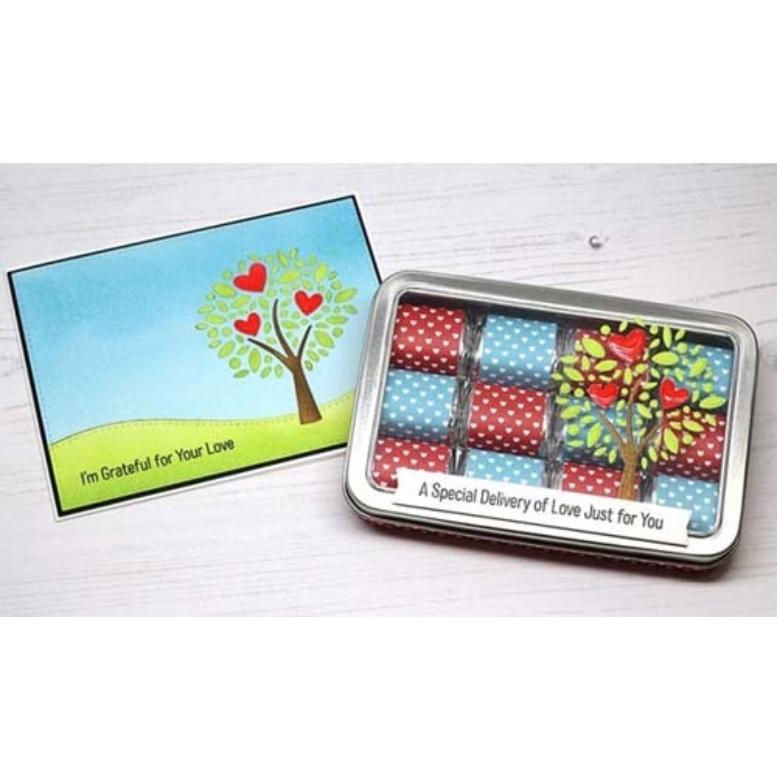 Cutout Tree w Three Hearts Cutting Die