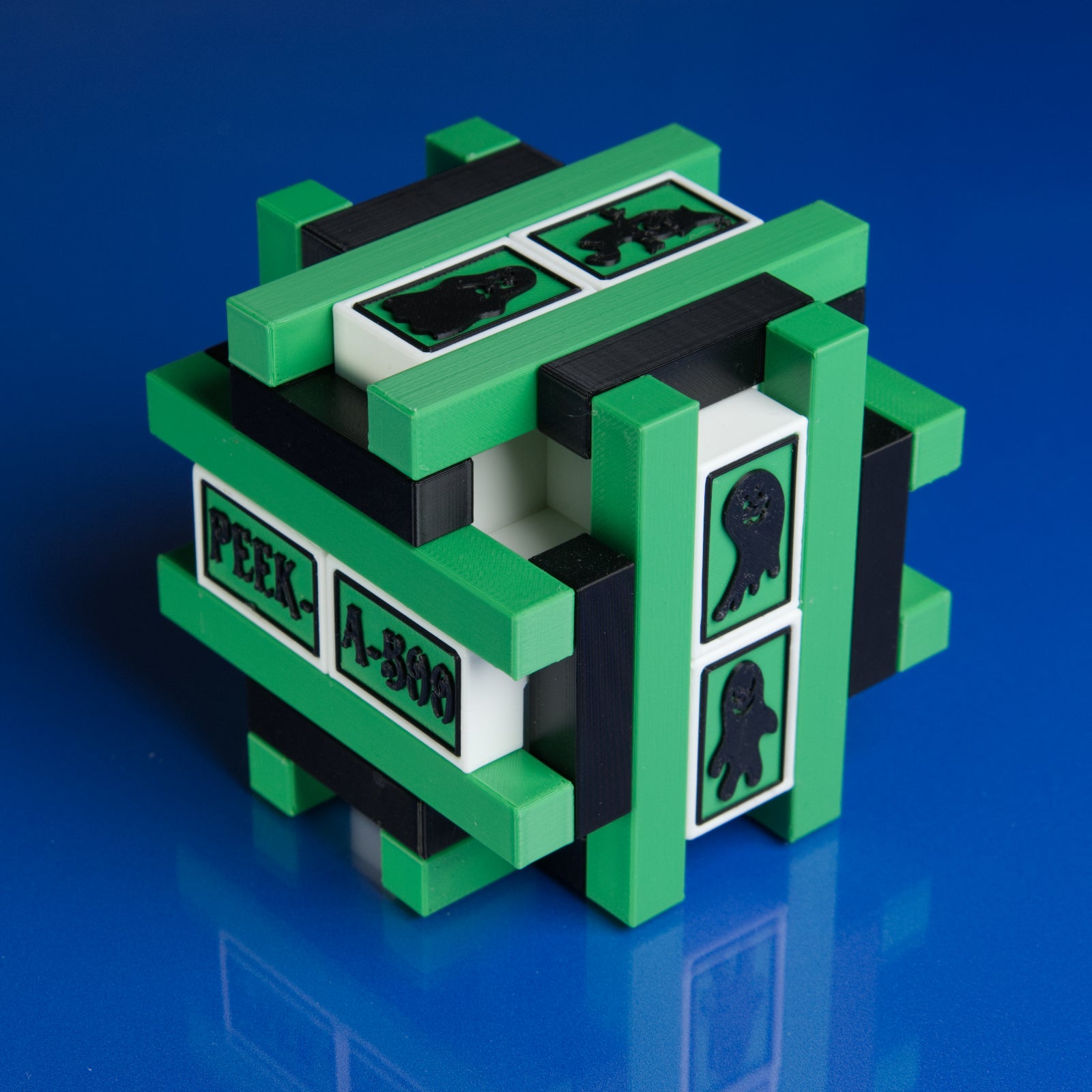 Peek-A-Boo (Green) - Level 31 - Dan Fast - Puzzle Playground