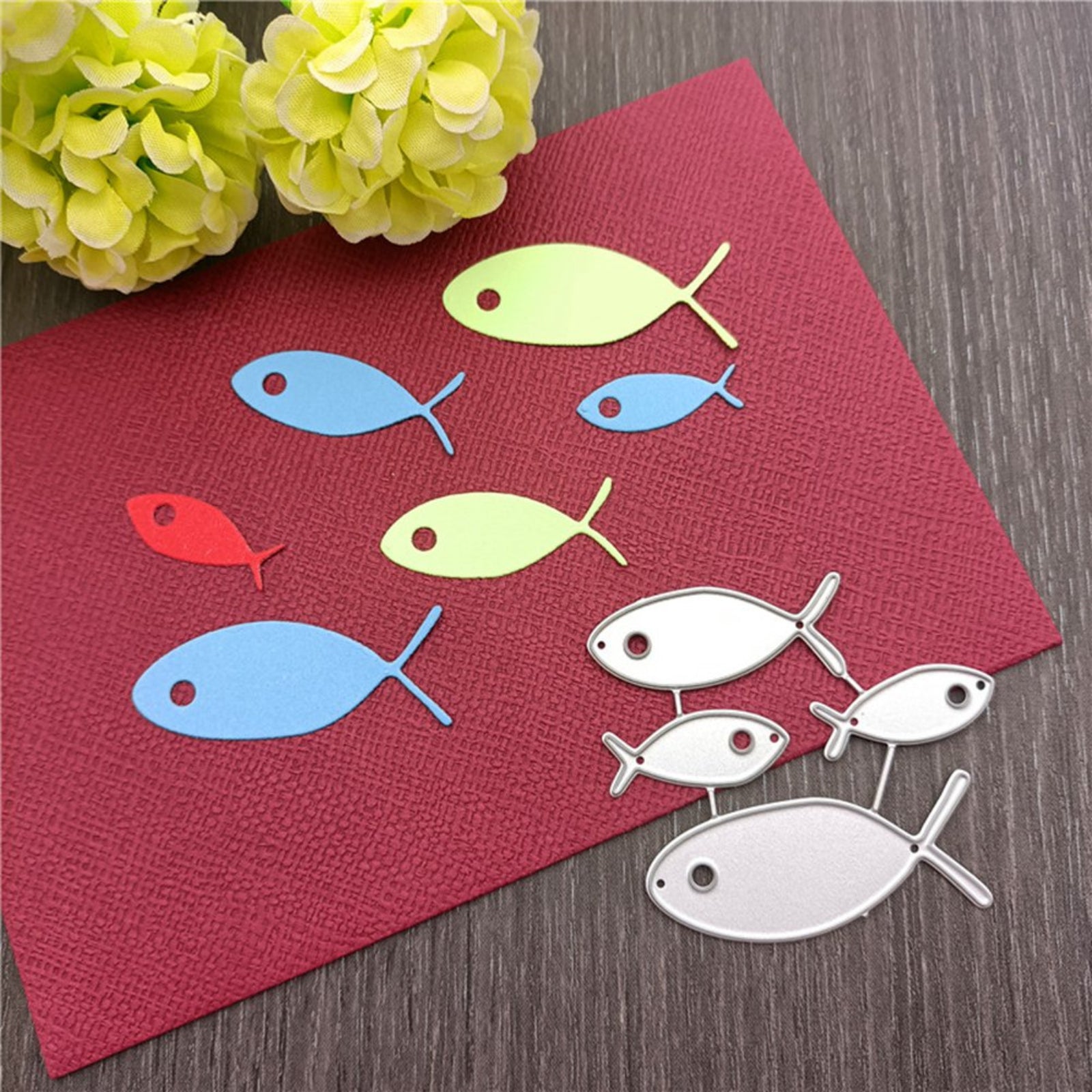 Four Fish w Cutout Eyes Cutting Dies