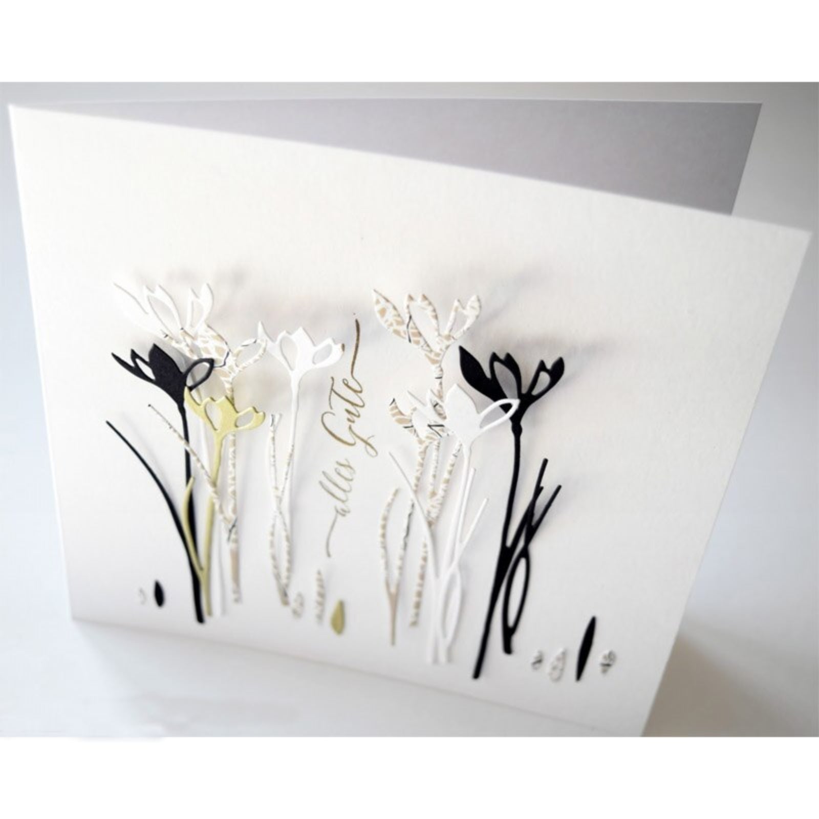 Crocus Flower Trio w Leaf/Grass Cutting Dies