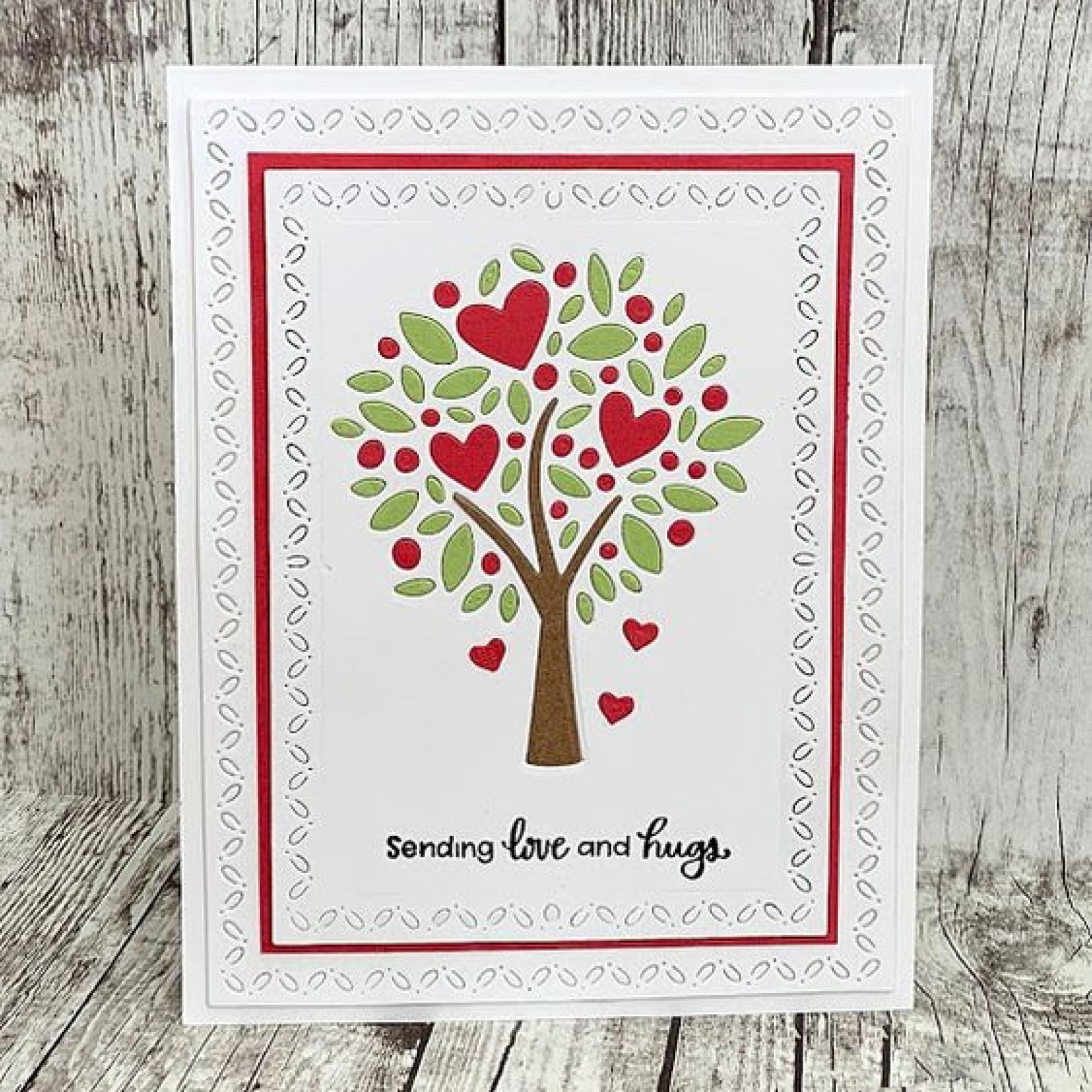 Cutout Tree w Three Hearts Cutting Die