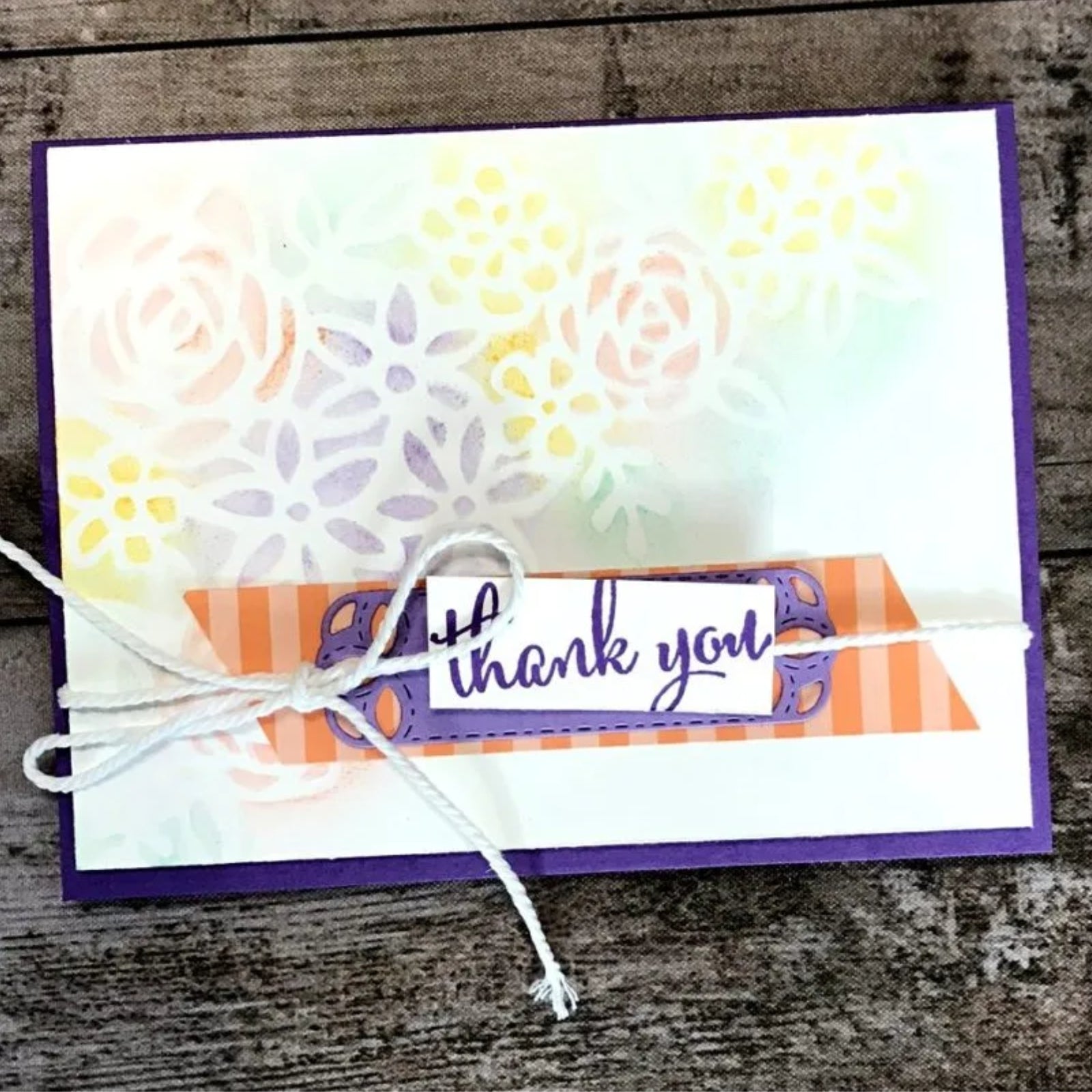 Flowers & Leaves Corner w Butterfly Cutting Dies