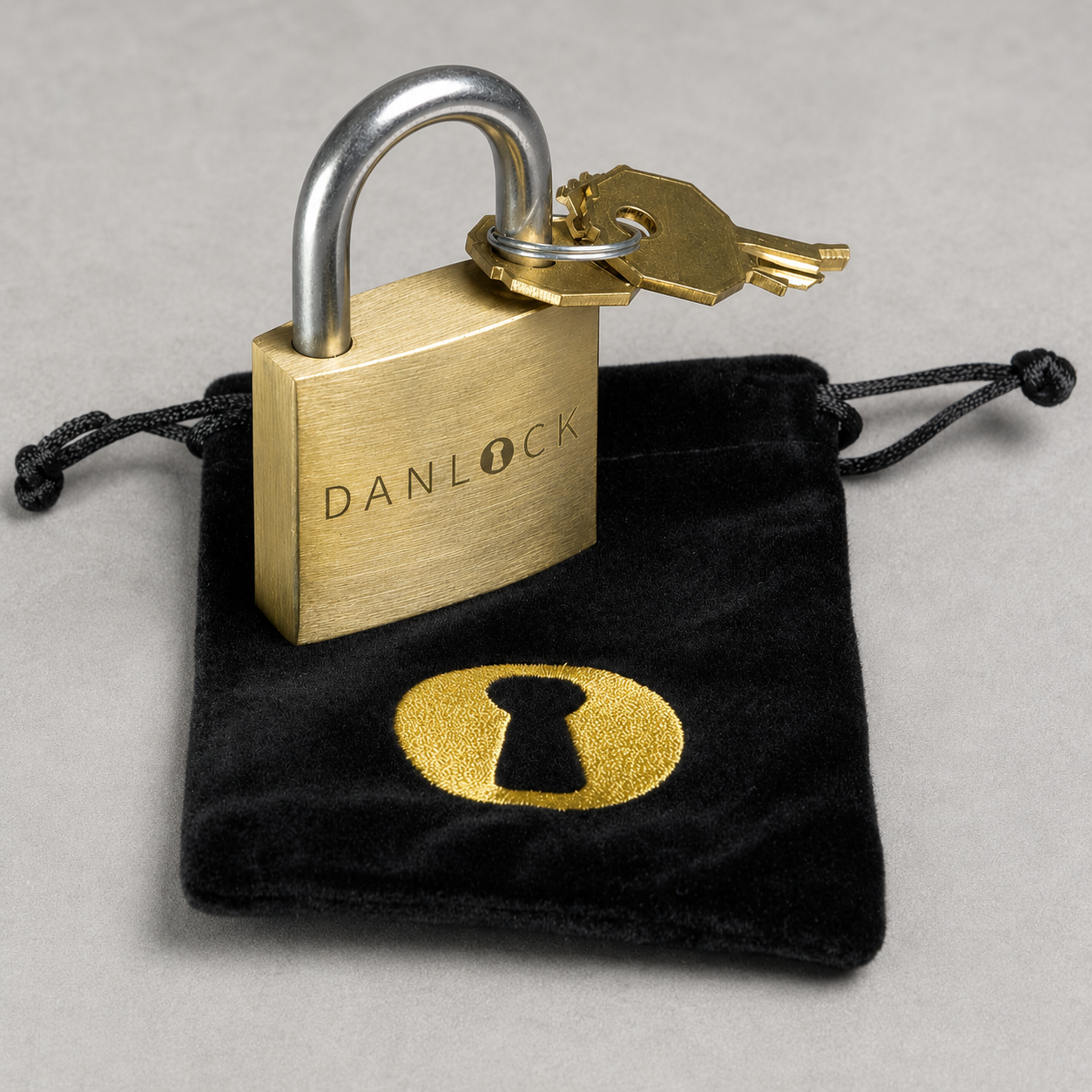 DanLock – Expert Sequential Discovery Puzzle by Dan Feldman