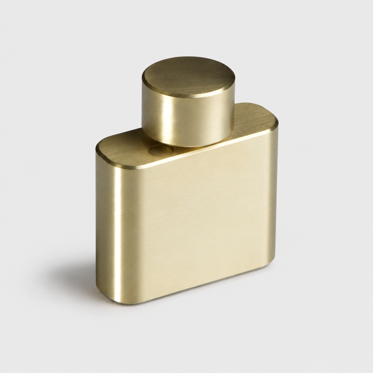 Hip Flask – Advanced Sequential Discovery Puzzle by Felix Ure