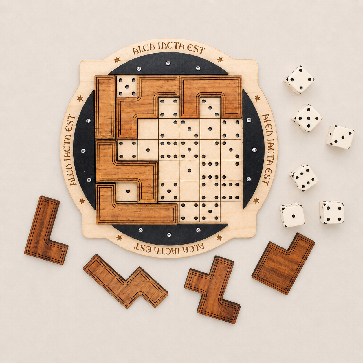 Alea Iacta Est – Intermediate Packing Puzzle by Jean Claude Constantin