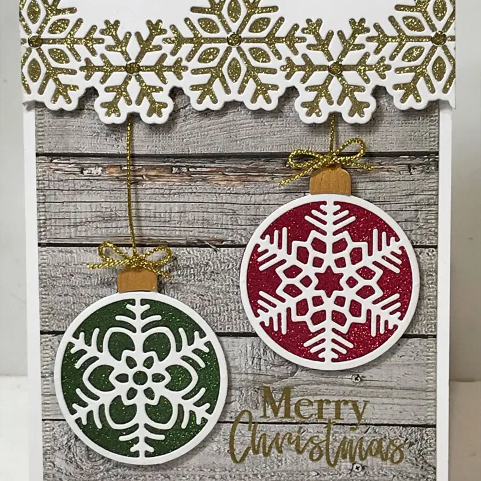 Layering Christmas Ornaments Cutting Dies