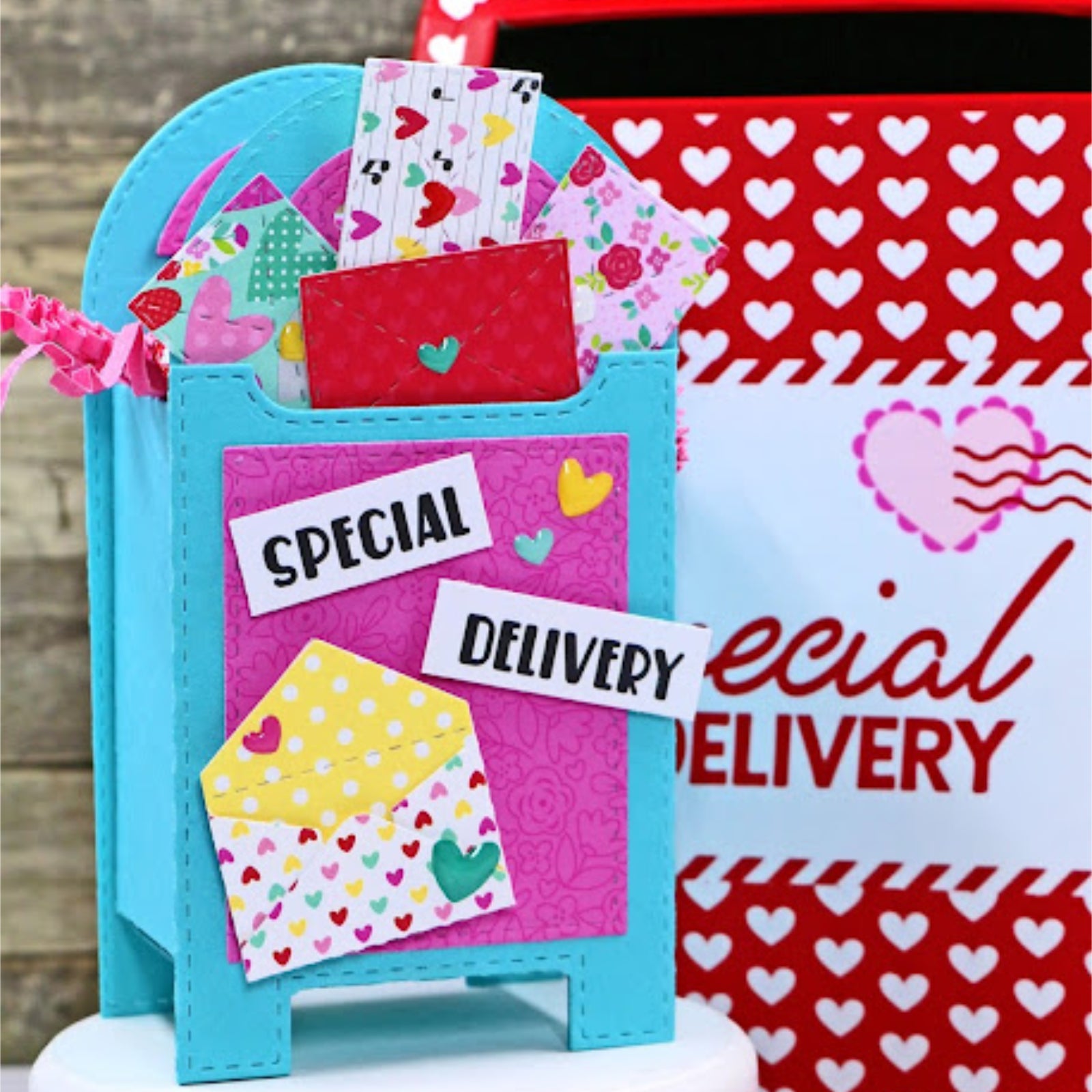 Stitched Mailbox Pocket Tag Cutting & Embossing Dies