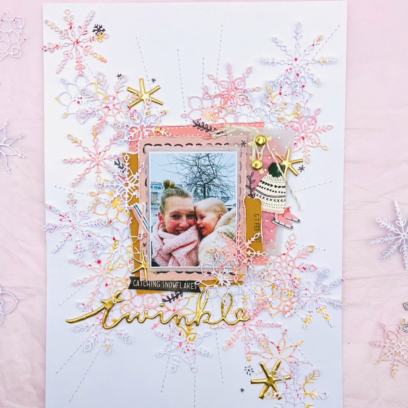 Ten Stunning Snowflakes w Shadows Cutting Dies