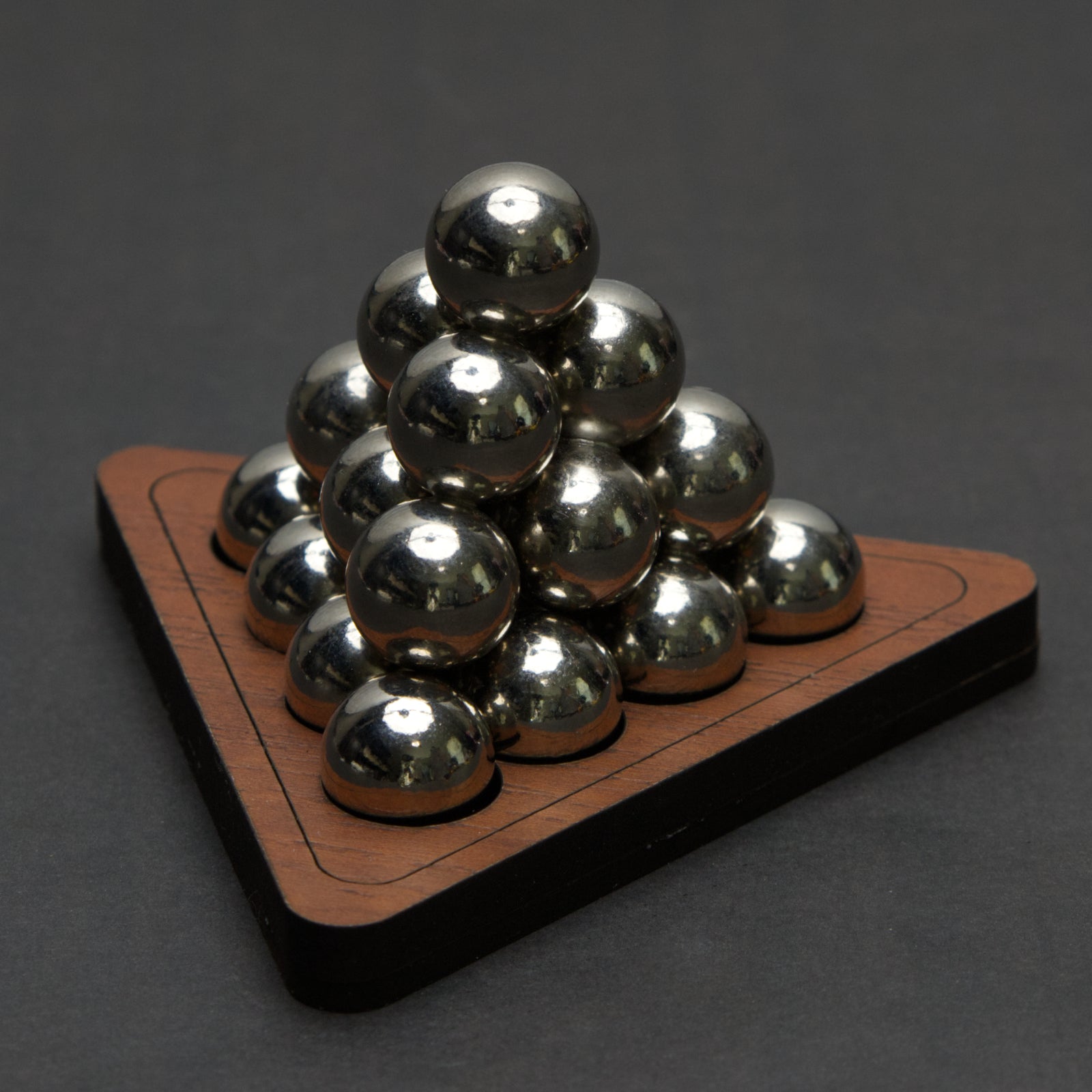 Kugelpyramide 3D Packing Puzzle - Level 8 - Siebenstein Spiele