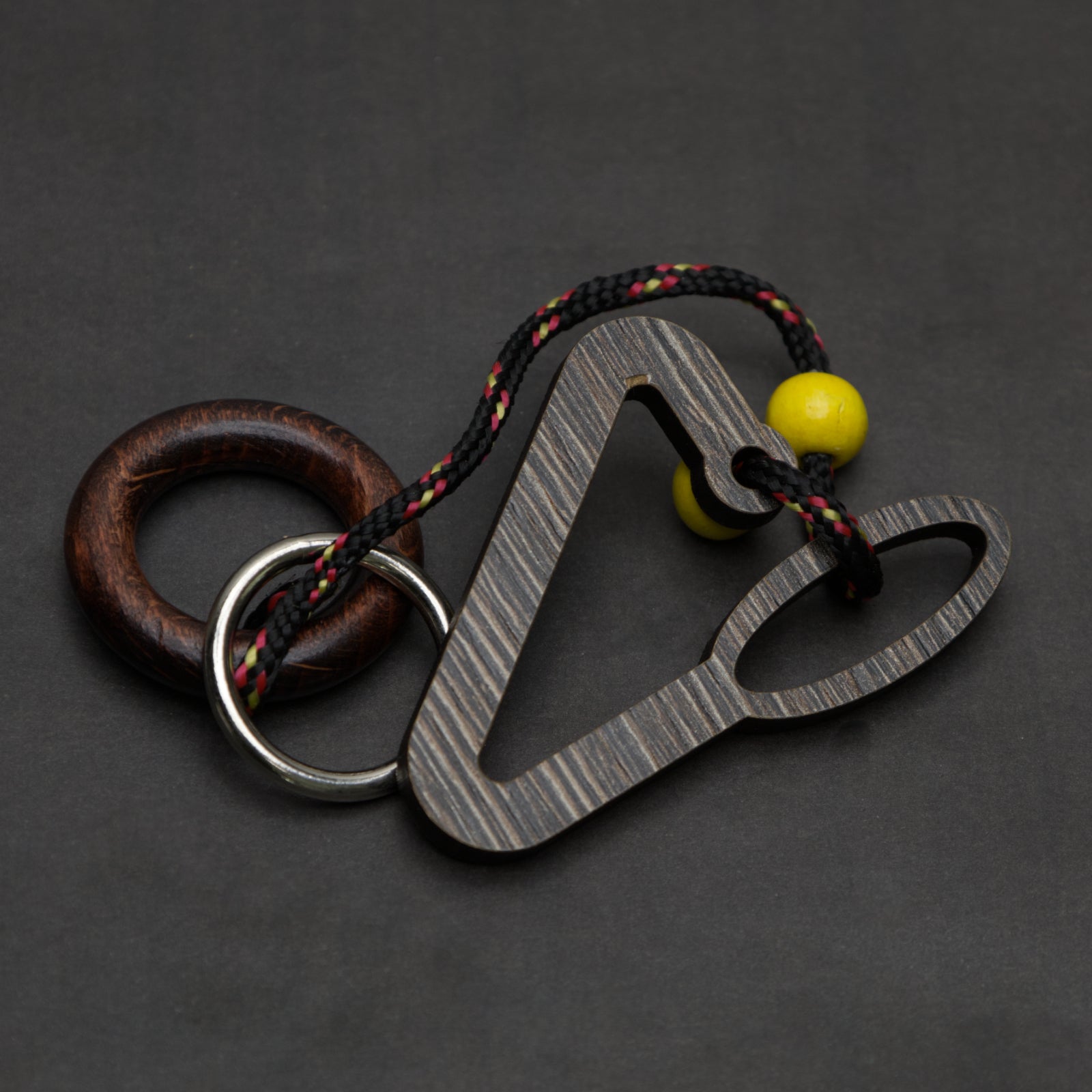 Ball and Chain Mini - Ring and Rope Puzzle - Level 9 - Siebenstein Spiele