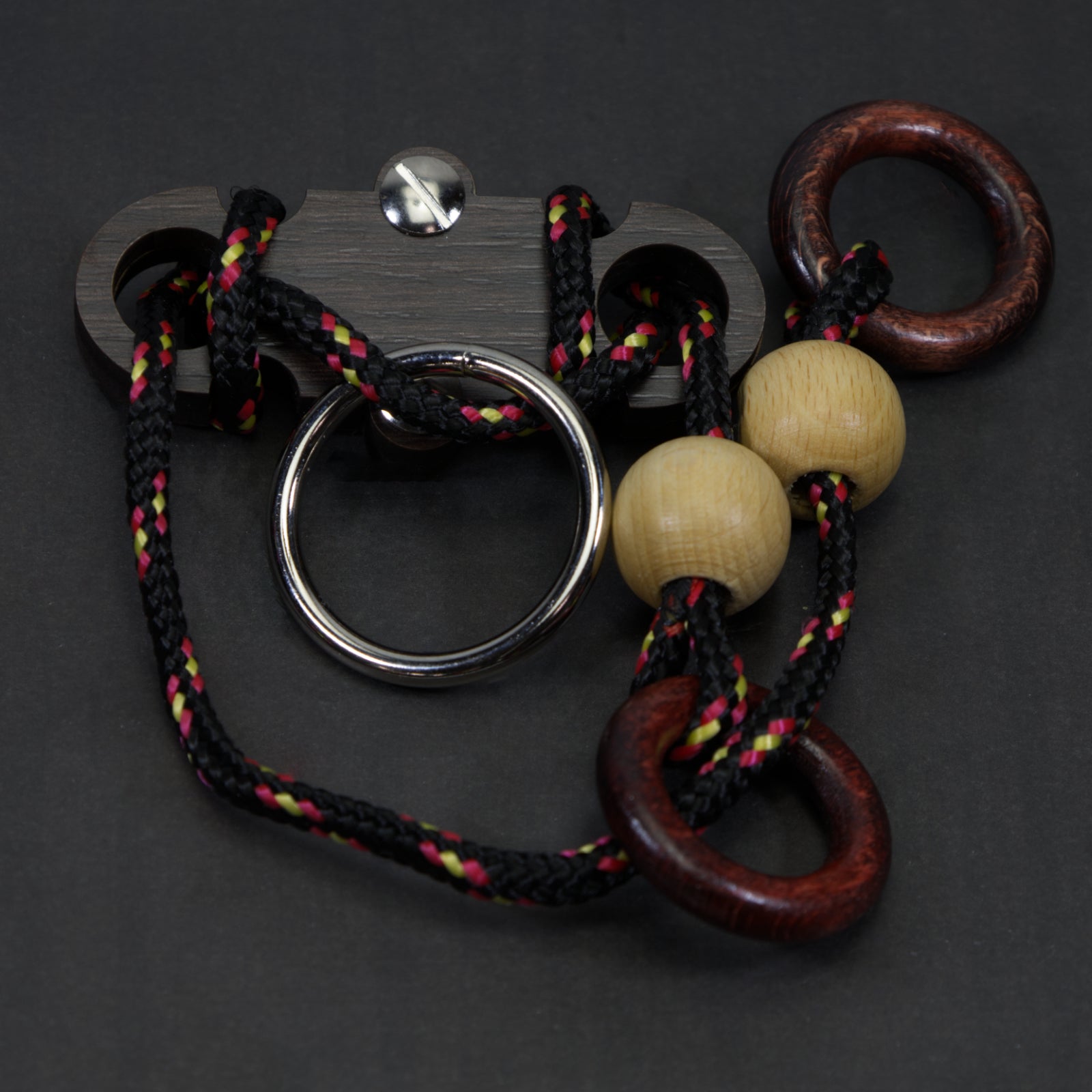 Davy Jones' Locker - Black - Ring and Rope Puzzle - Level 7 - Siebenstein Spiele