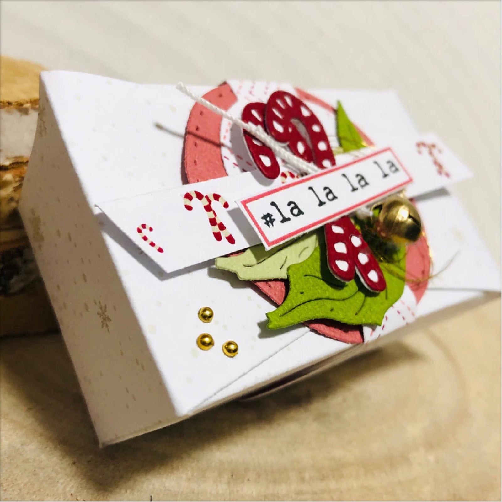 Decorate It Mini Mittens & Layered Candy Canes Cutting Dies