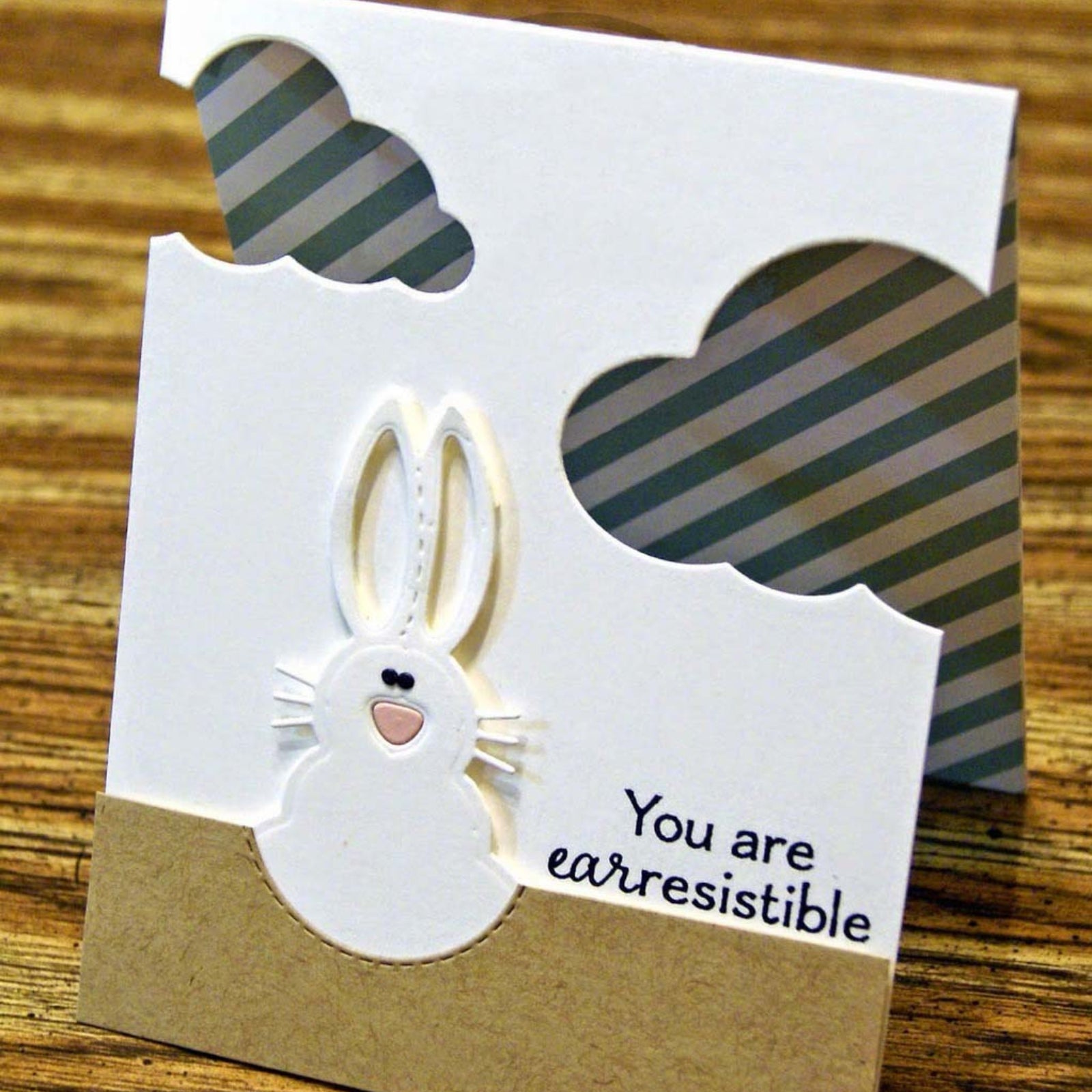 Bunny Rabbit w Carrot Cutting & Embossing Dies
