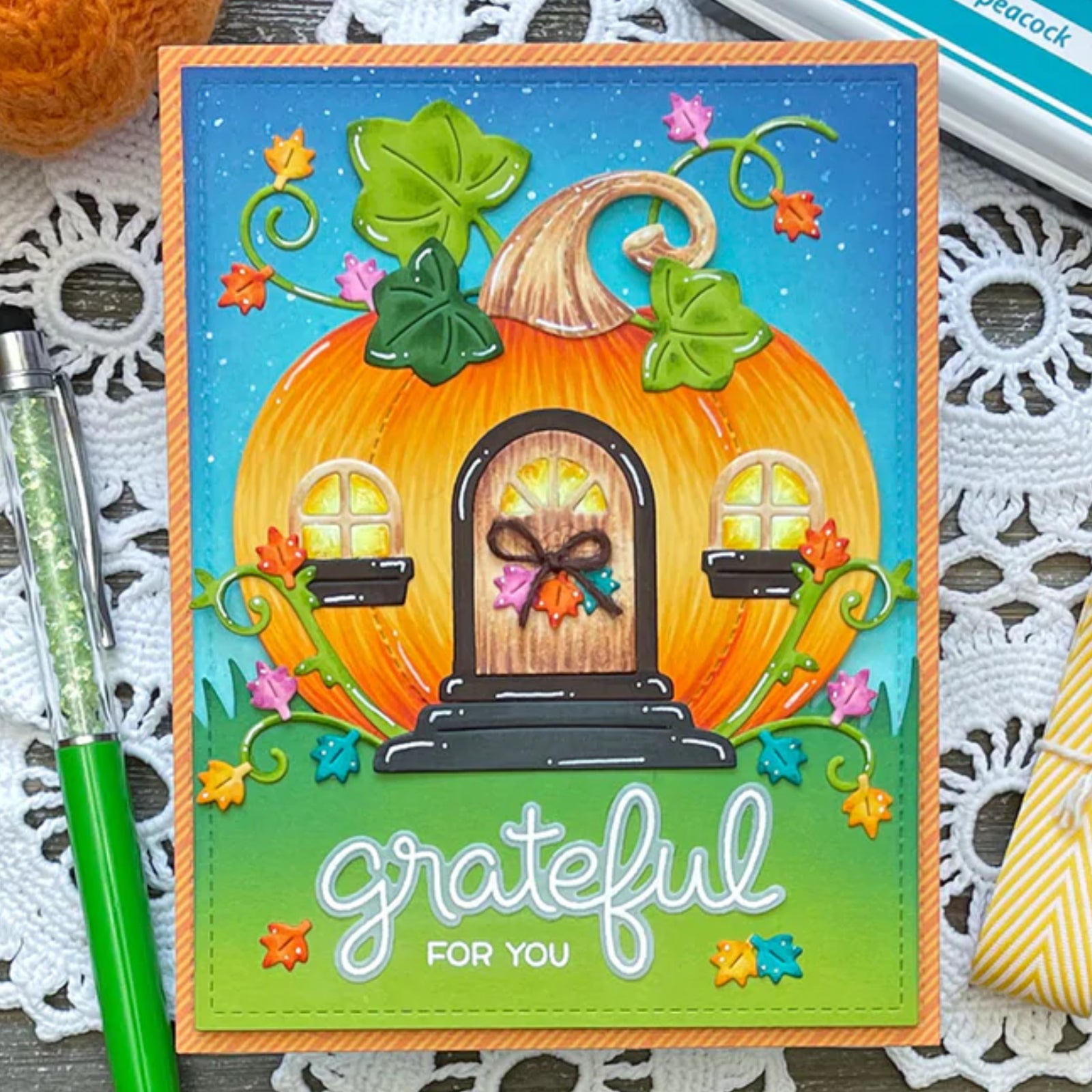 Stitched Pumpkin House Cutting Die Set