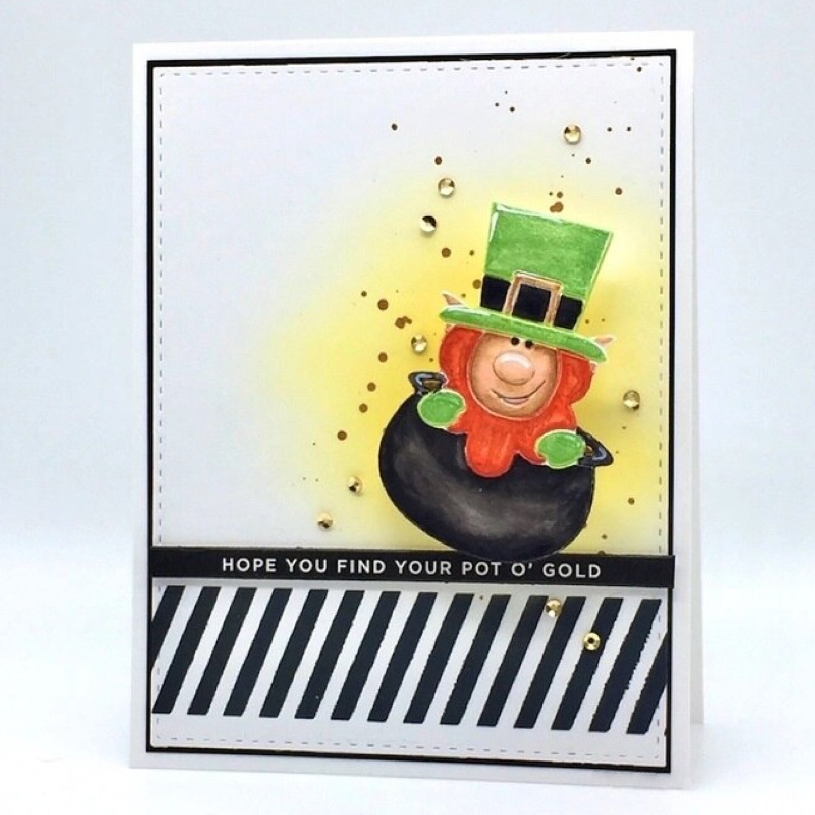 Leprechaun in Pot w Pipe Shamrock Horseshoe Cutting Dies