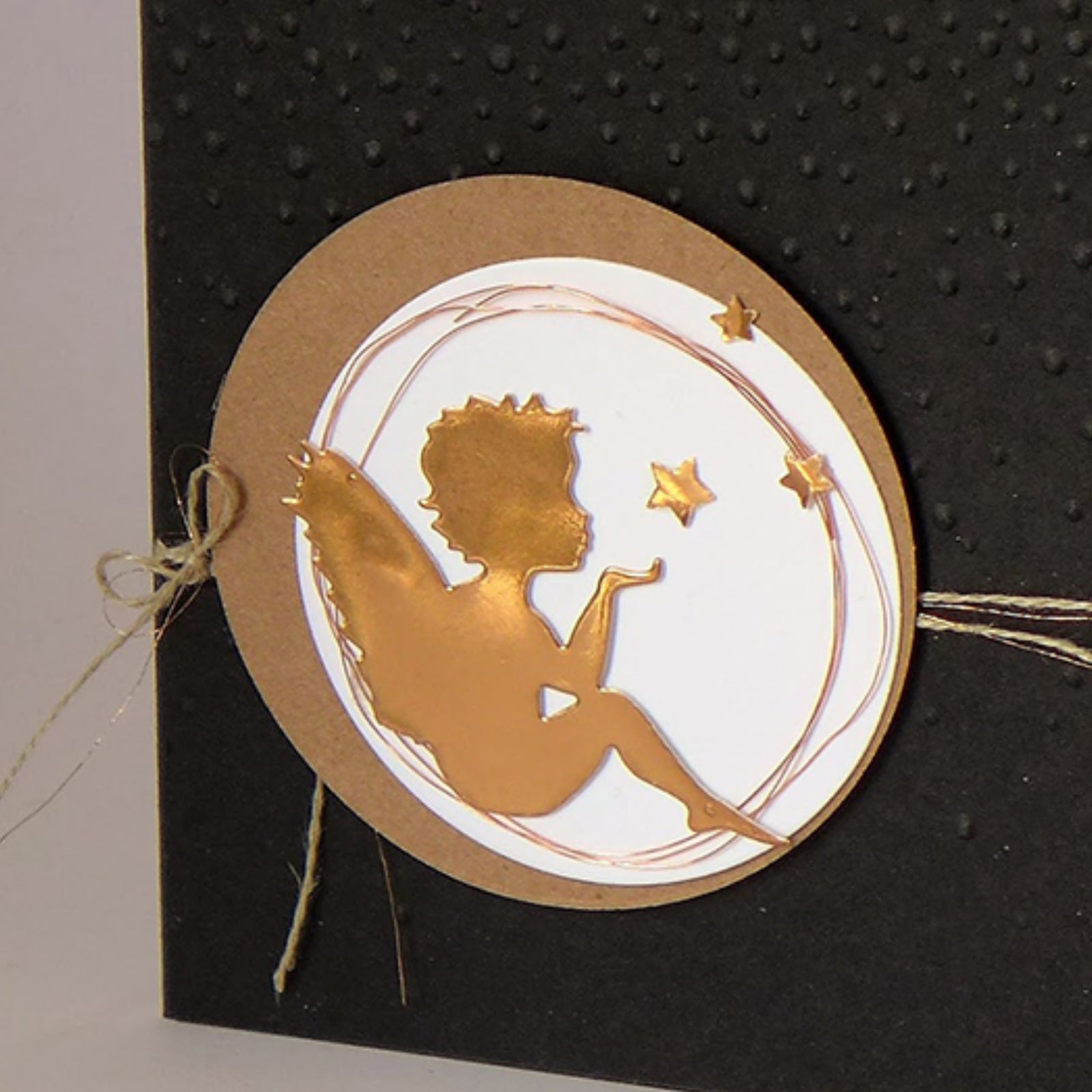 Cupid Blowing a Kiss Cutting Dies