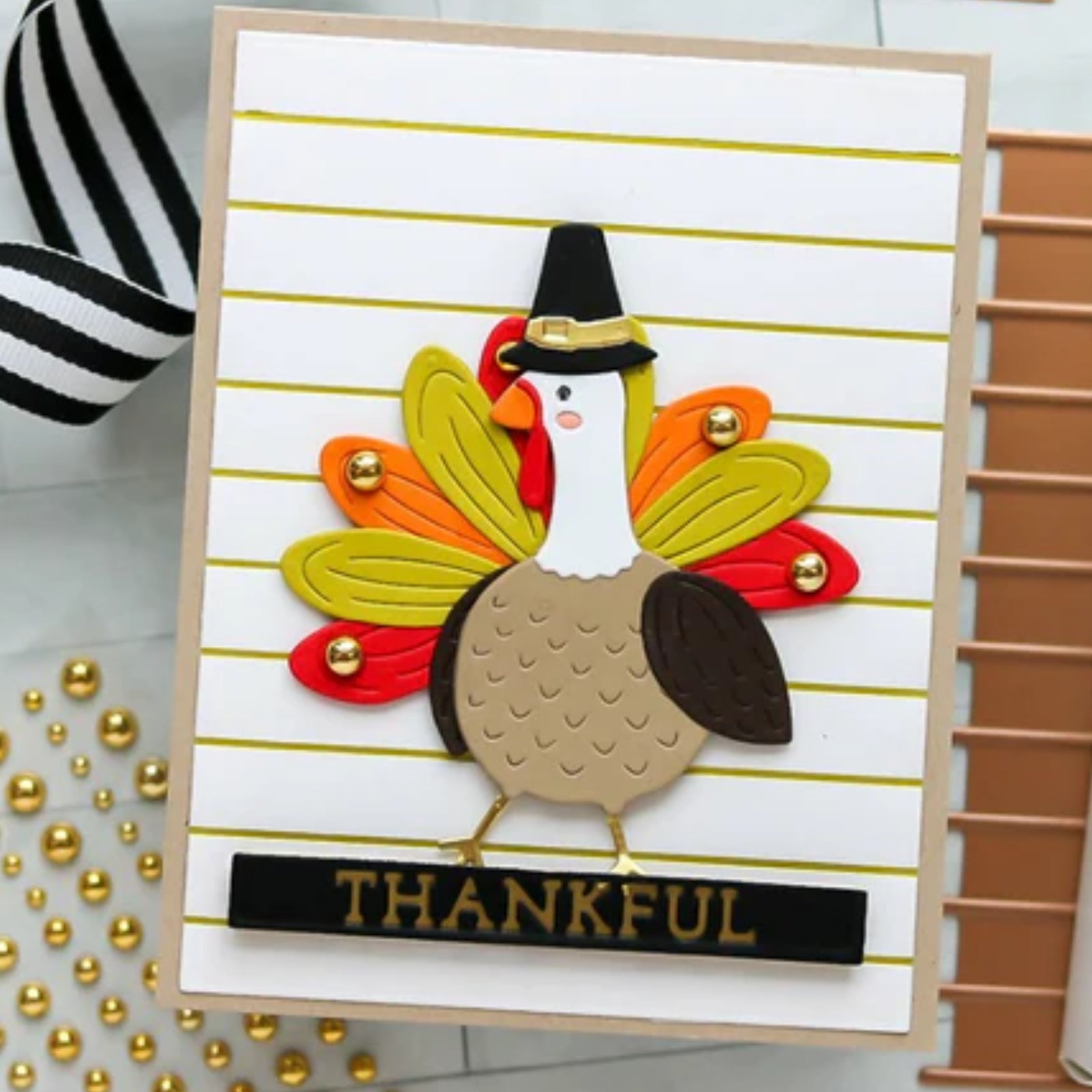 Detailed Turkey w Pilgrim Hat Cutting Dies