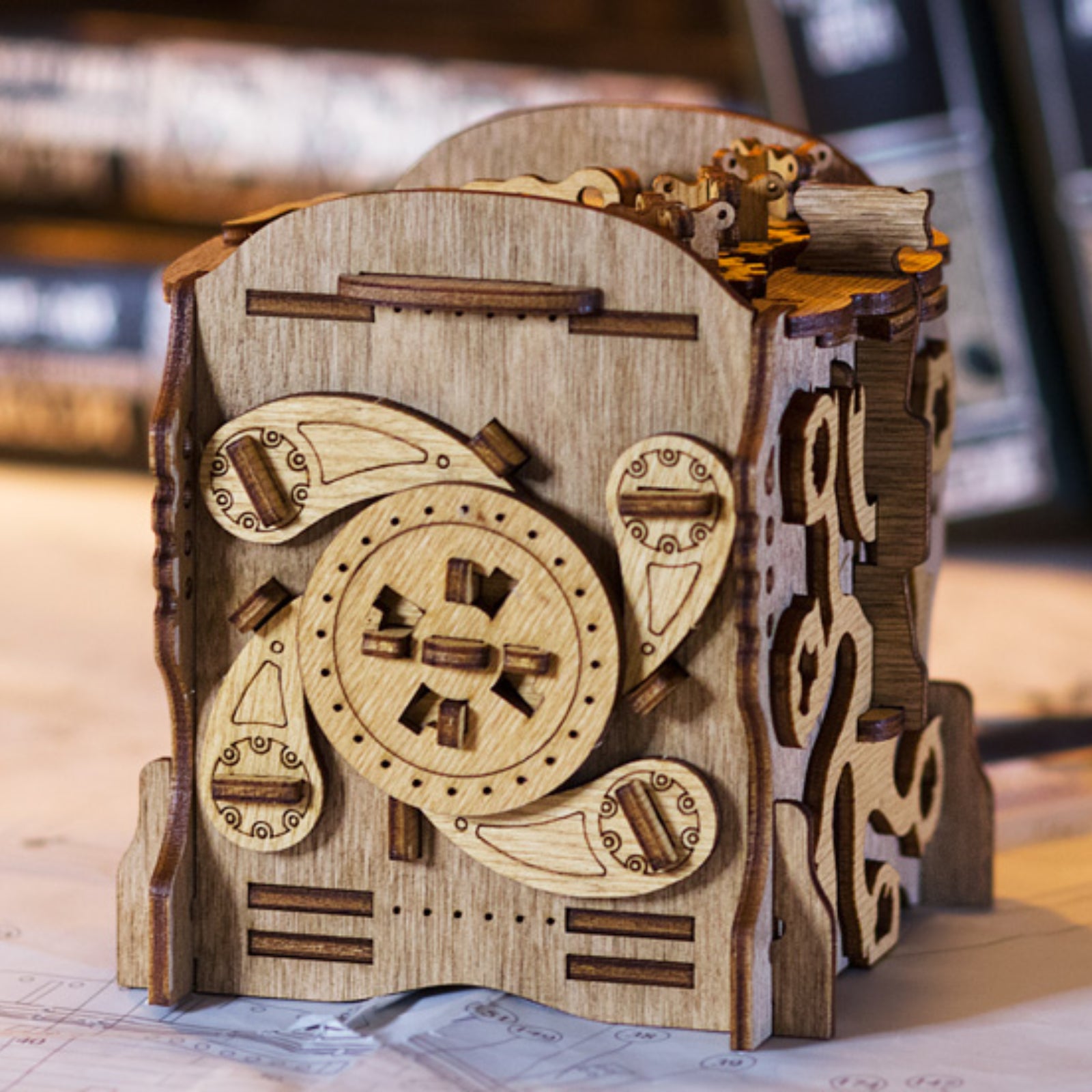 Cluebox - Captain Nemo's Nautilus - Level 9 - iDventure