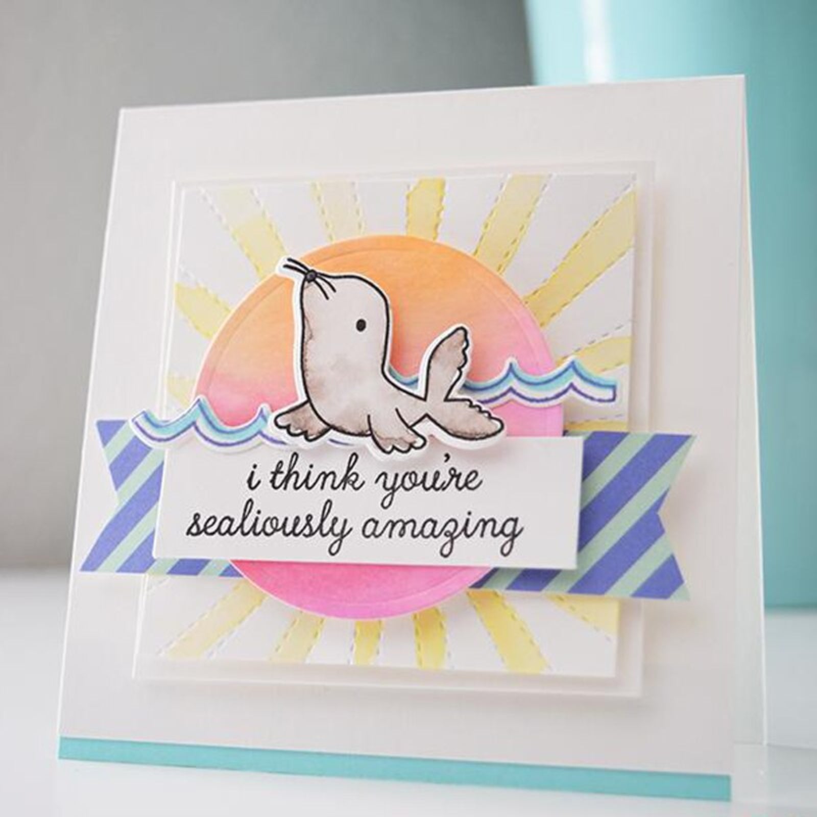 Stitched Rays Sunburst Background Cutting Die