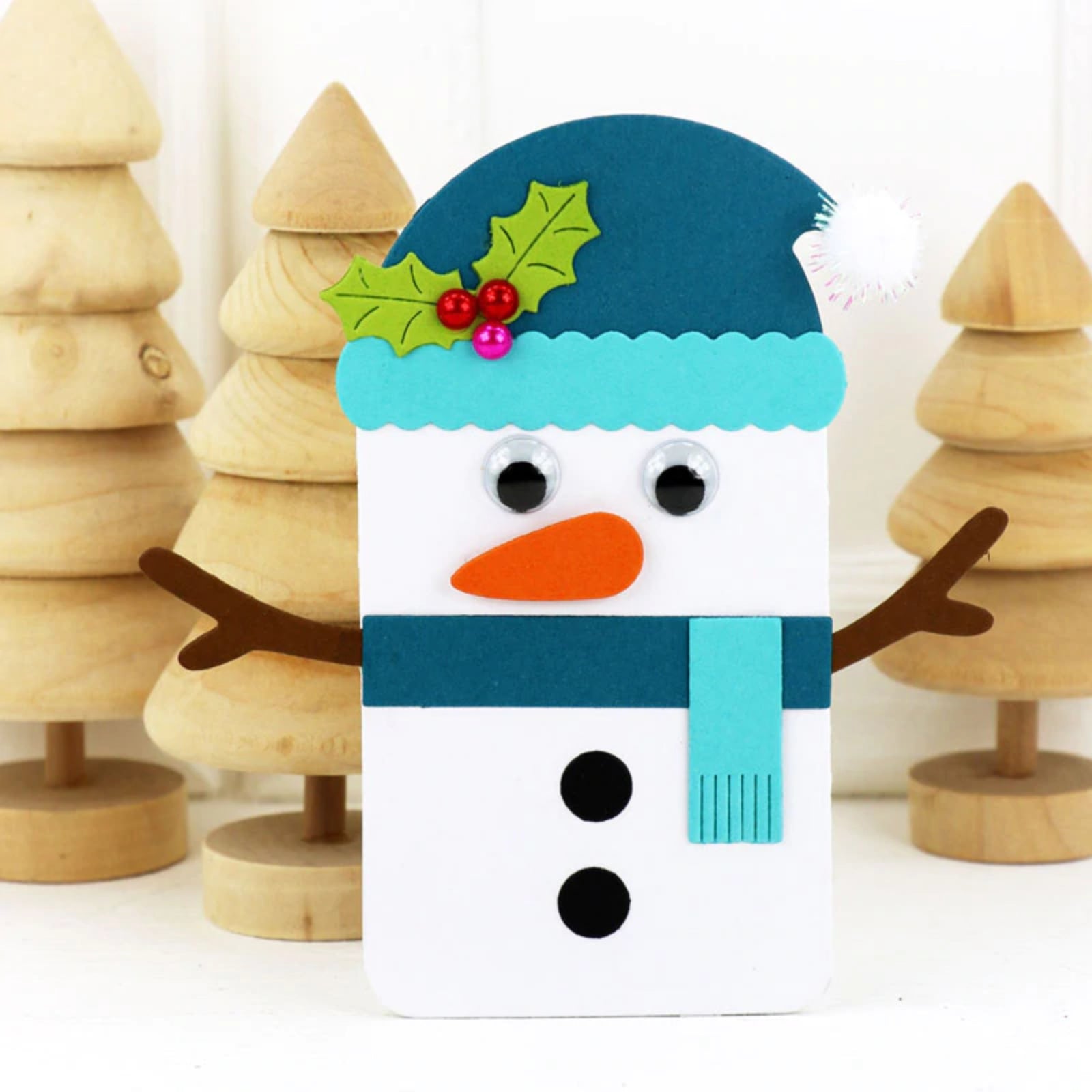 Christmas Characters w Gift Card Holder / Tag Mega Cutting Dies Set