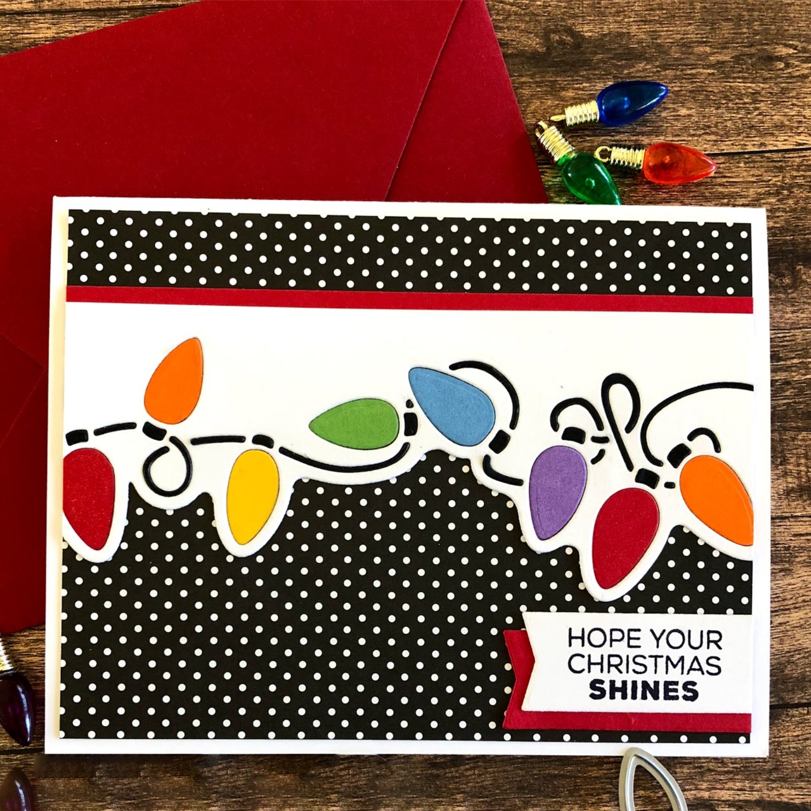 Holiday Lights Border Cutting Die