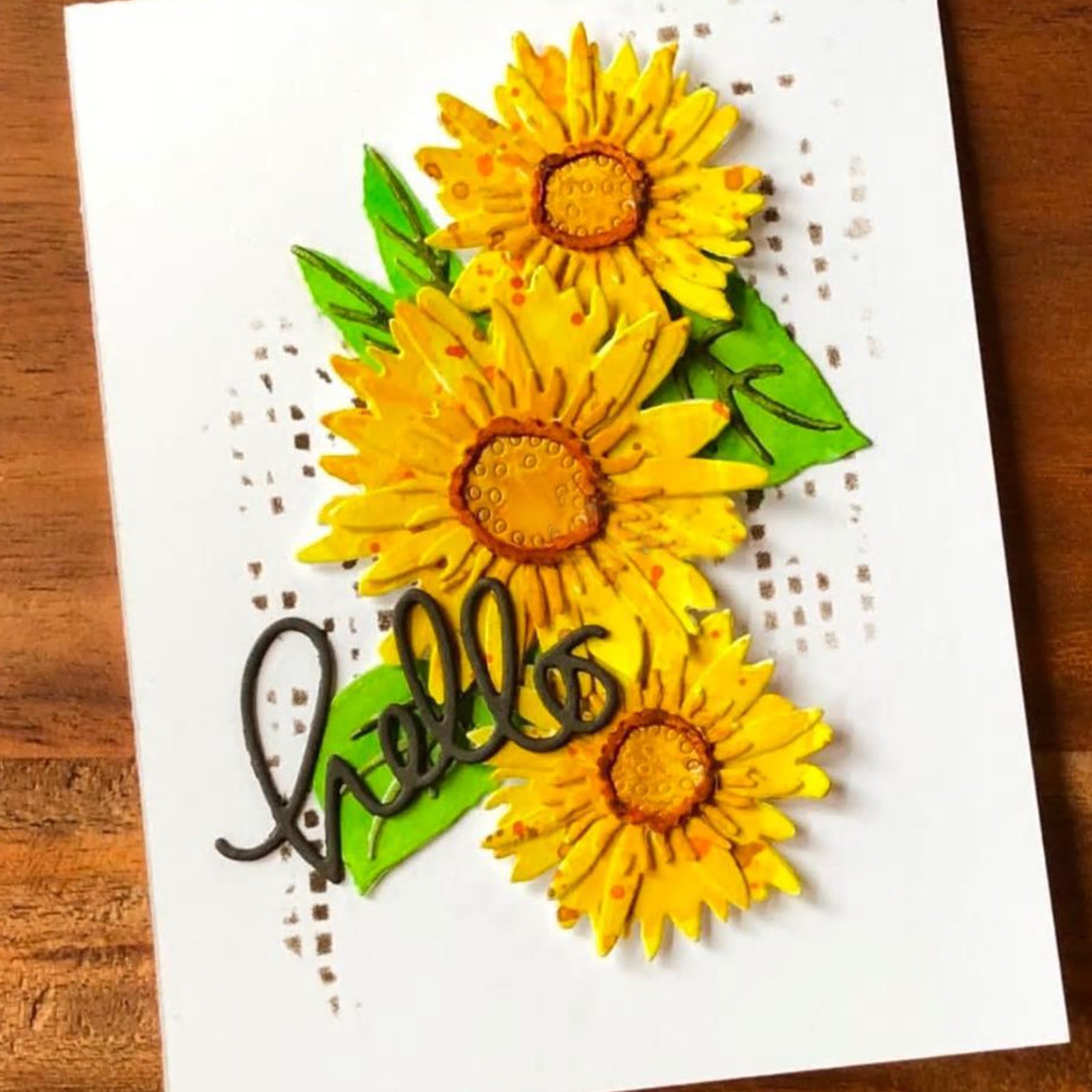 Build a Bunch of Daisies w Leaves Cutting & Embossing Dies