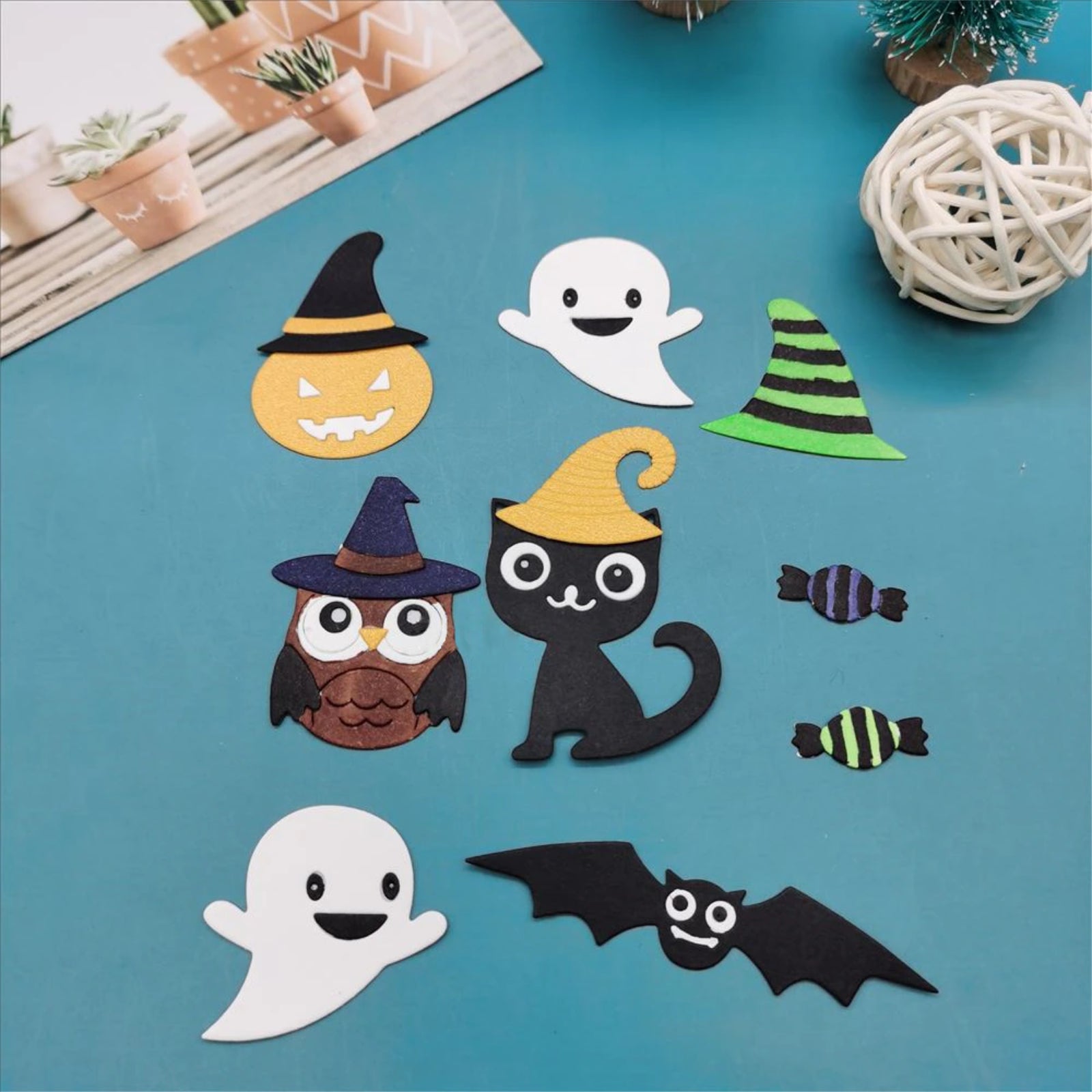 Halloween Friends Cutting Dies