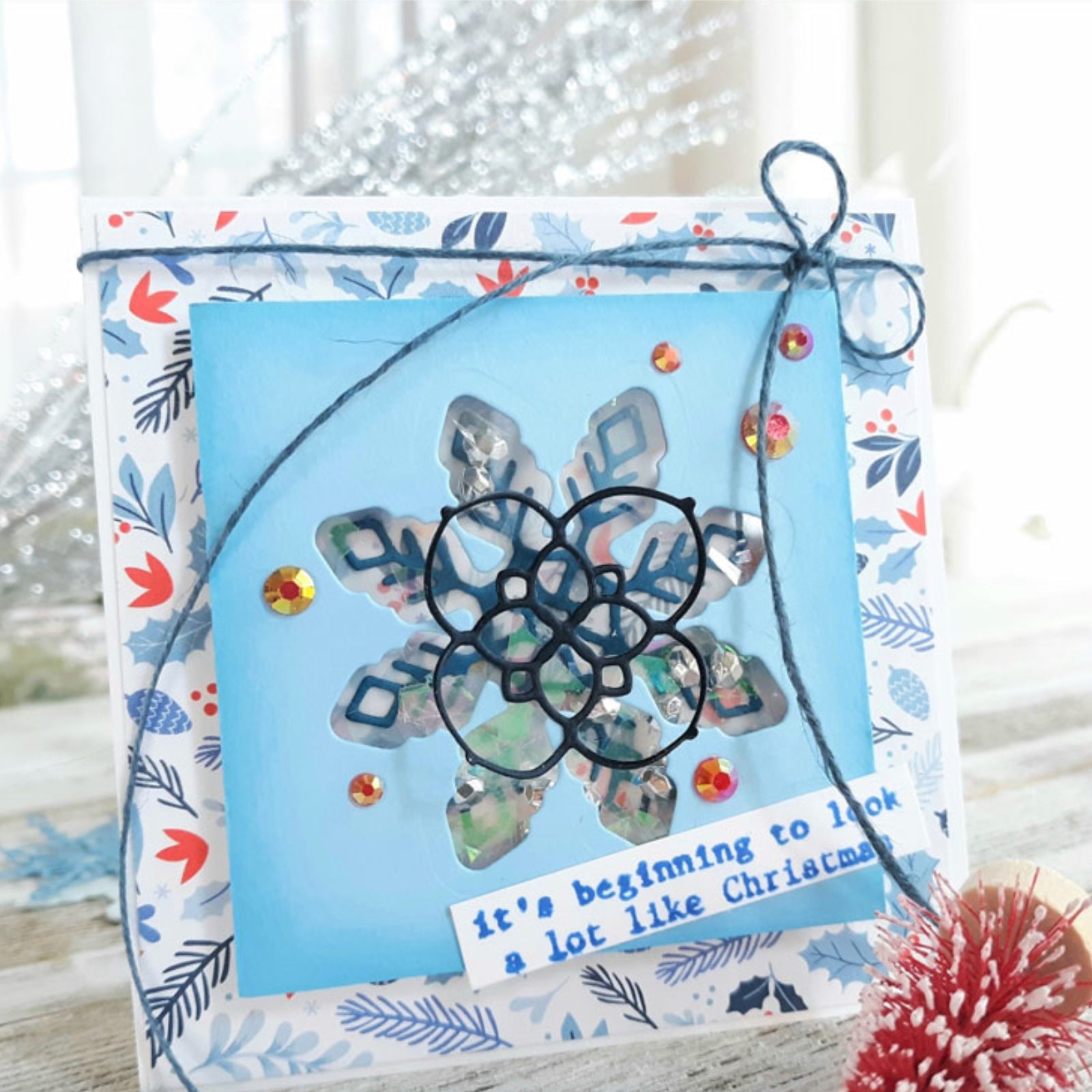 Ten Stunning Snowflakes w Shadows Cutting Dies