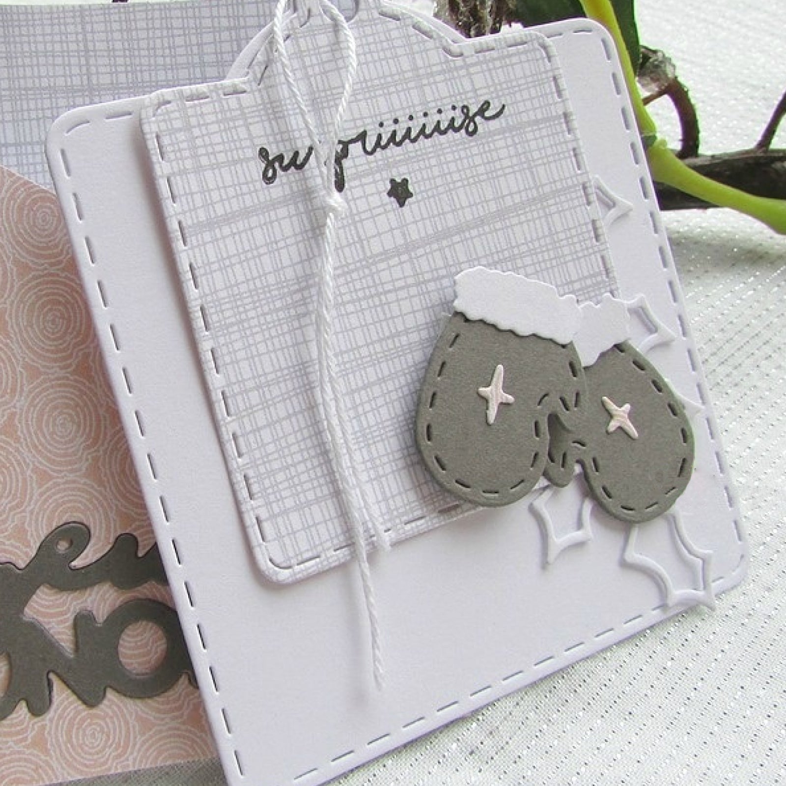 Decorate It Mini Mittens & Layered Candy Canes Cutting Dies