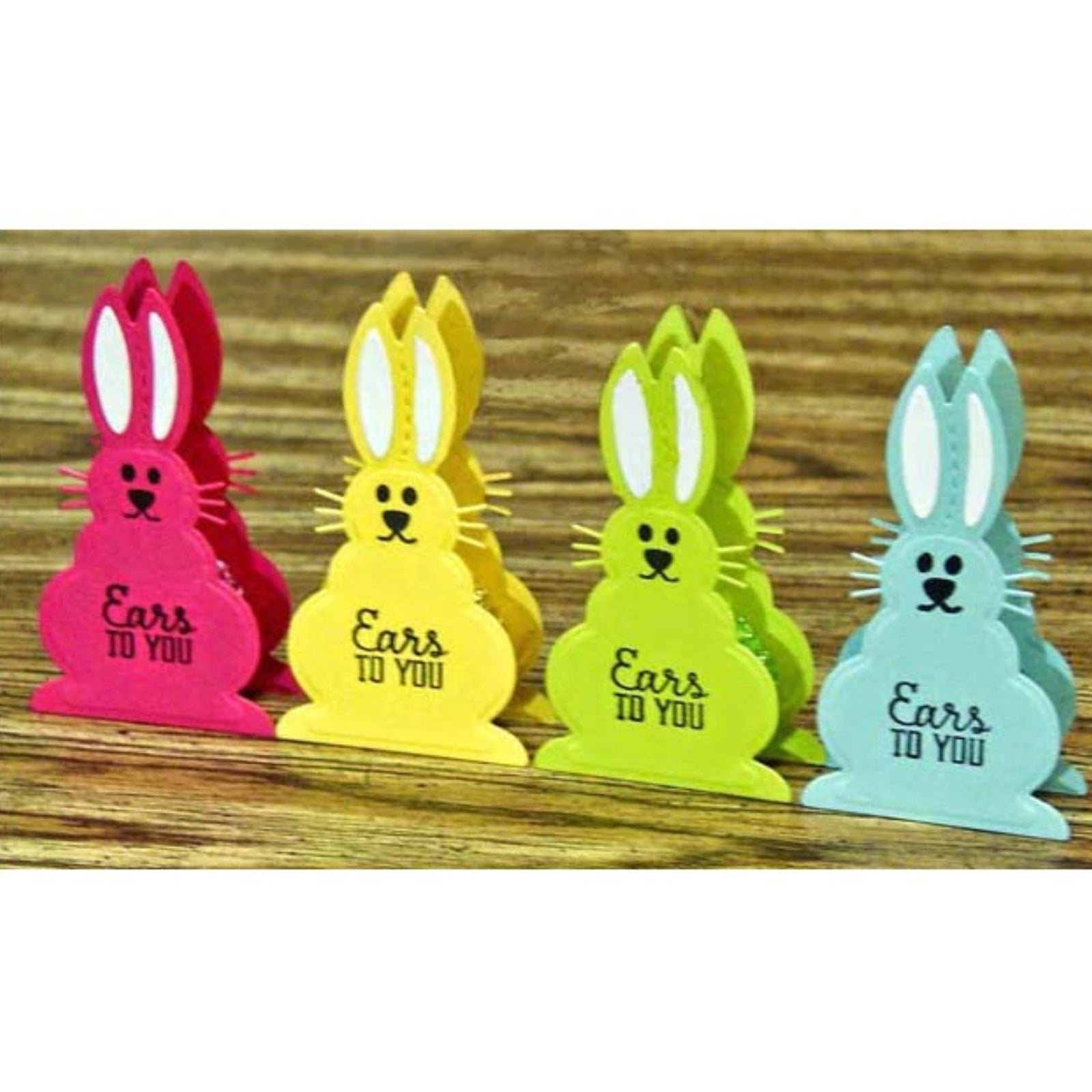 Bunny Rabbit w Carrot Cutting & Embossing Dies