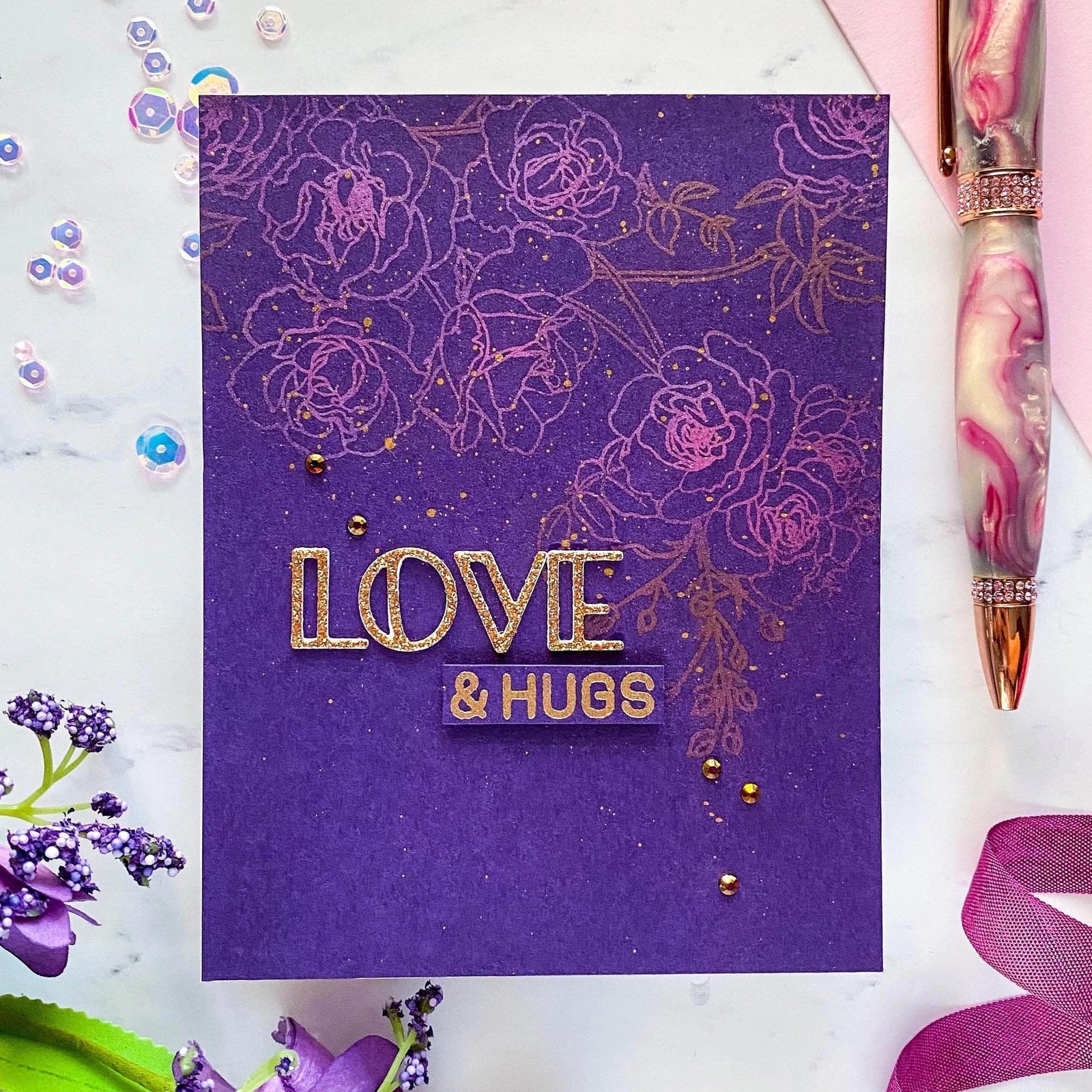 Love Word w Outline Heart Frame Cutting Dies