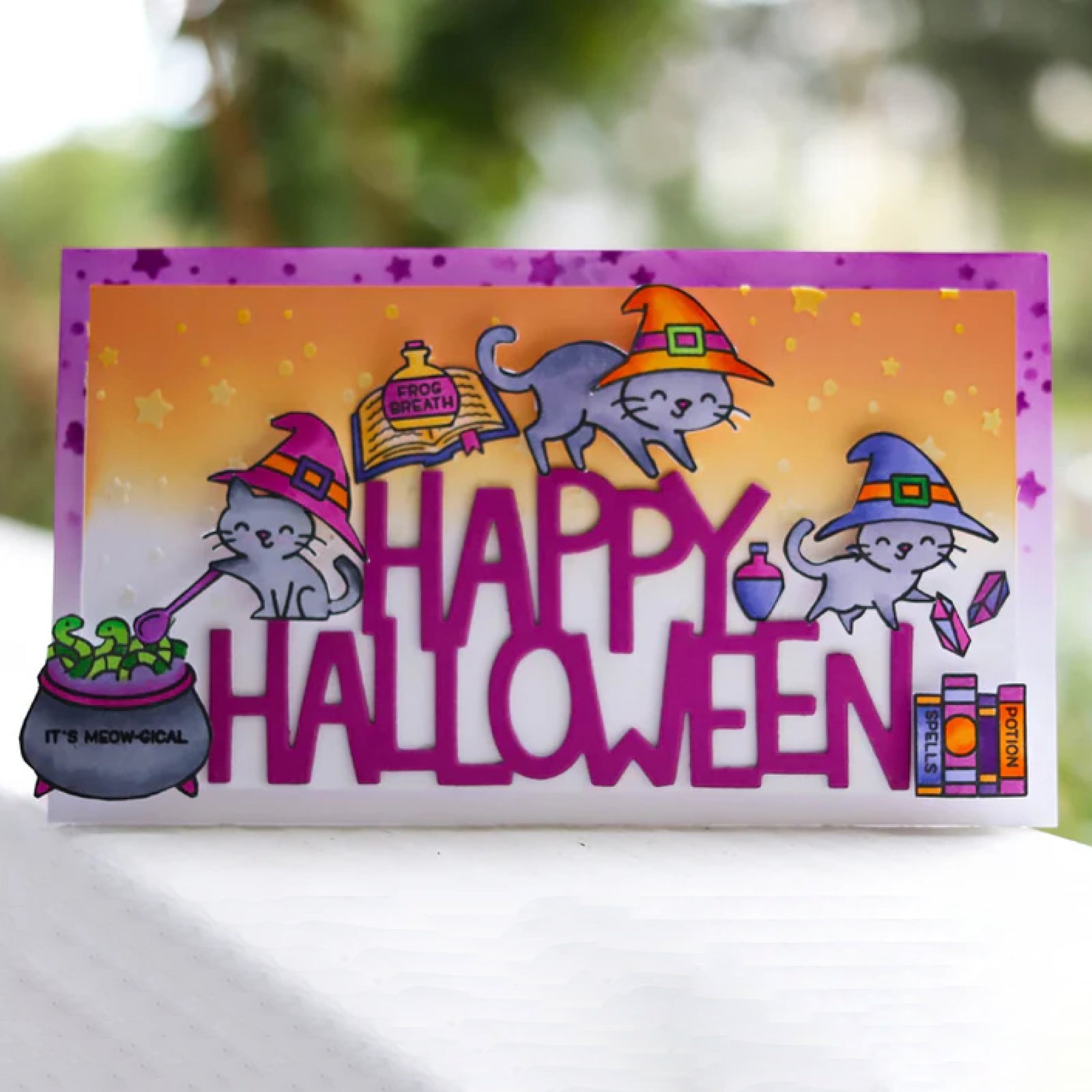 Happy Halloween Large Sentiment Words Cutting Die