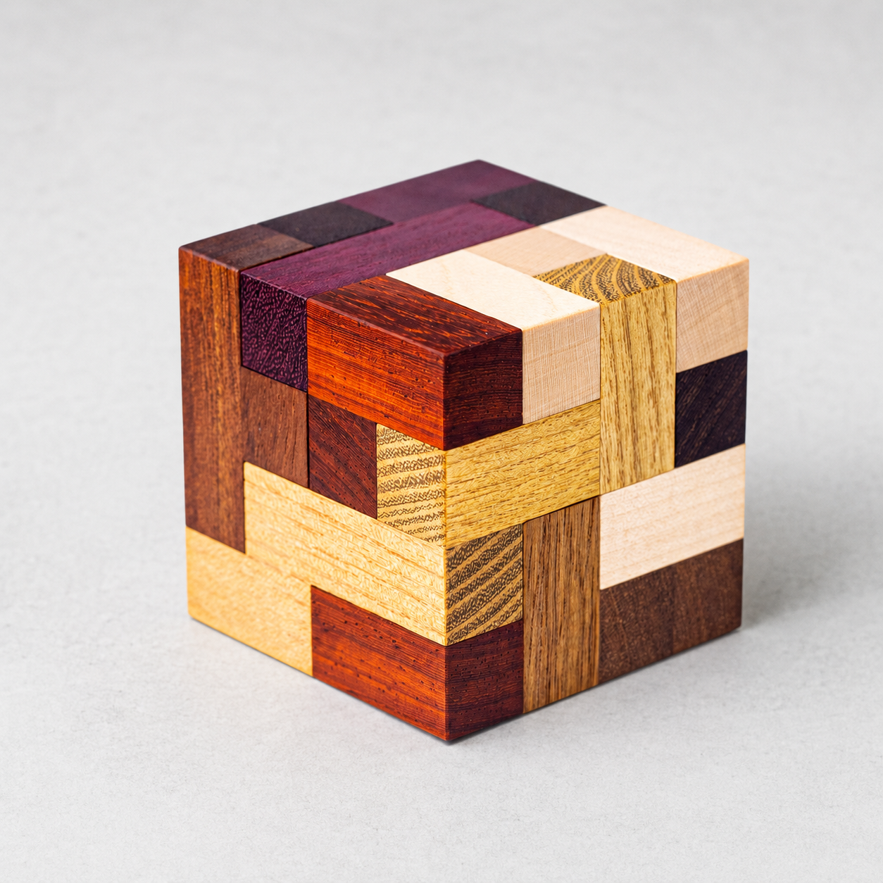 Convolution Cube – Expert Interlocking Puzzle by Pelikan Puzzles