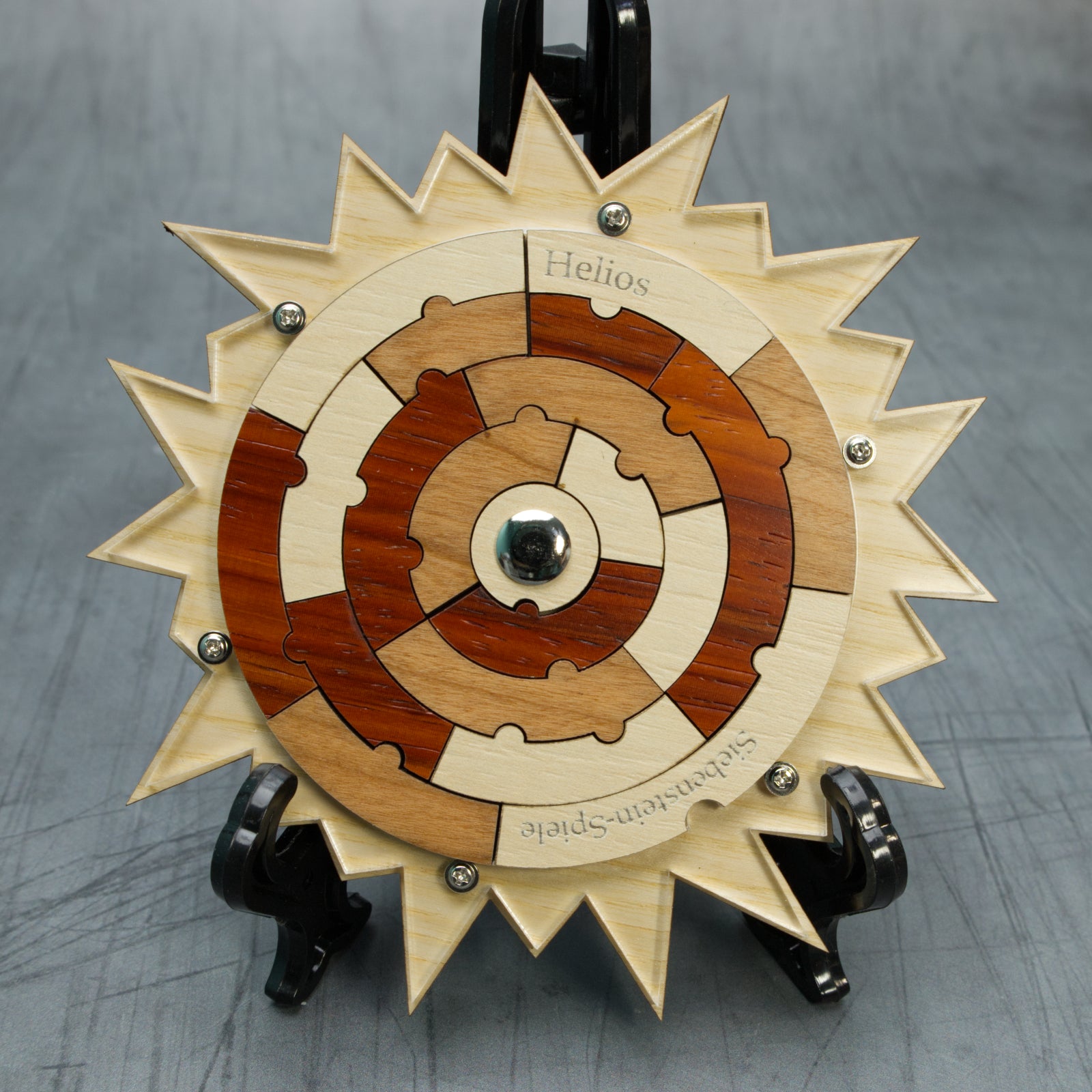 Helios – Sun-Shaped Wooden Packing Puzzle by Siebenstein-Spiele