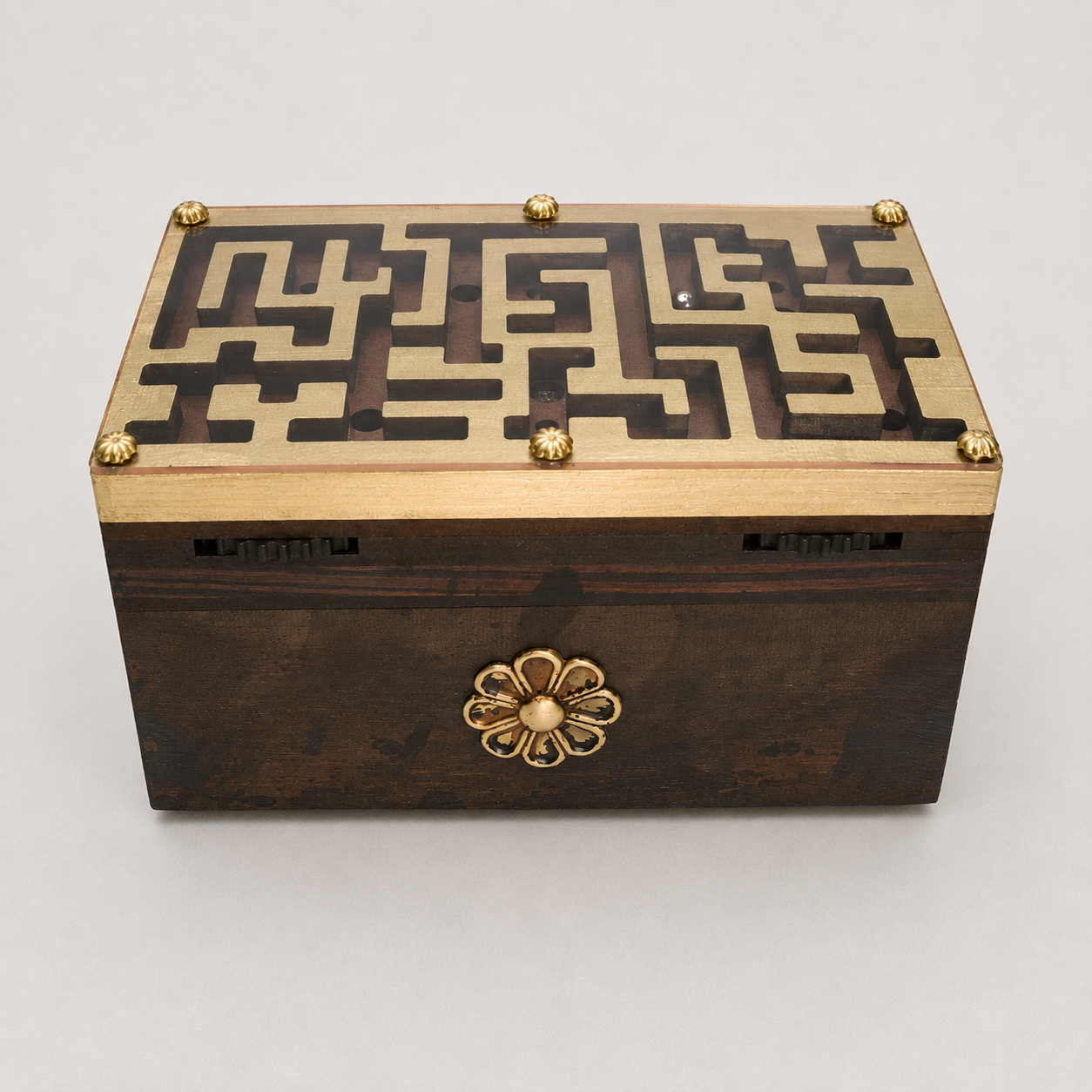 Labyrinth Box – Advanced Maze Puzzle Box by Jean Claude Constantin