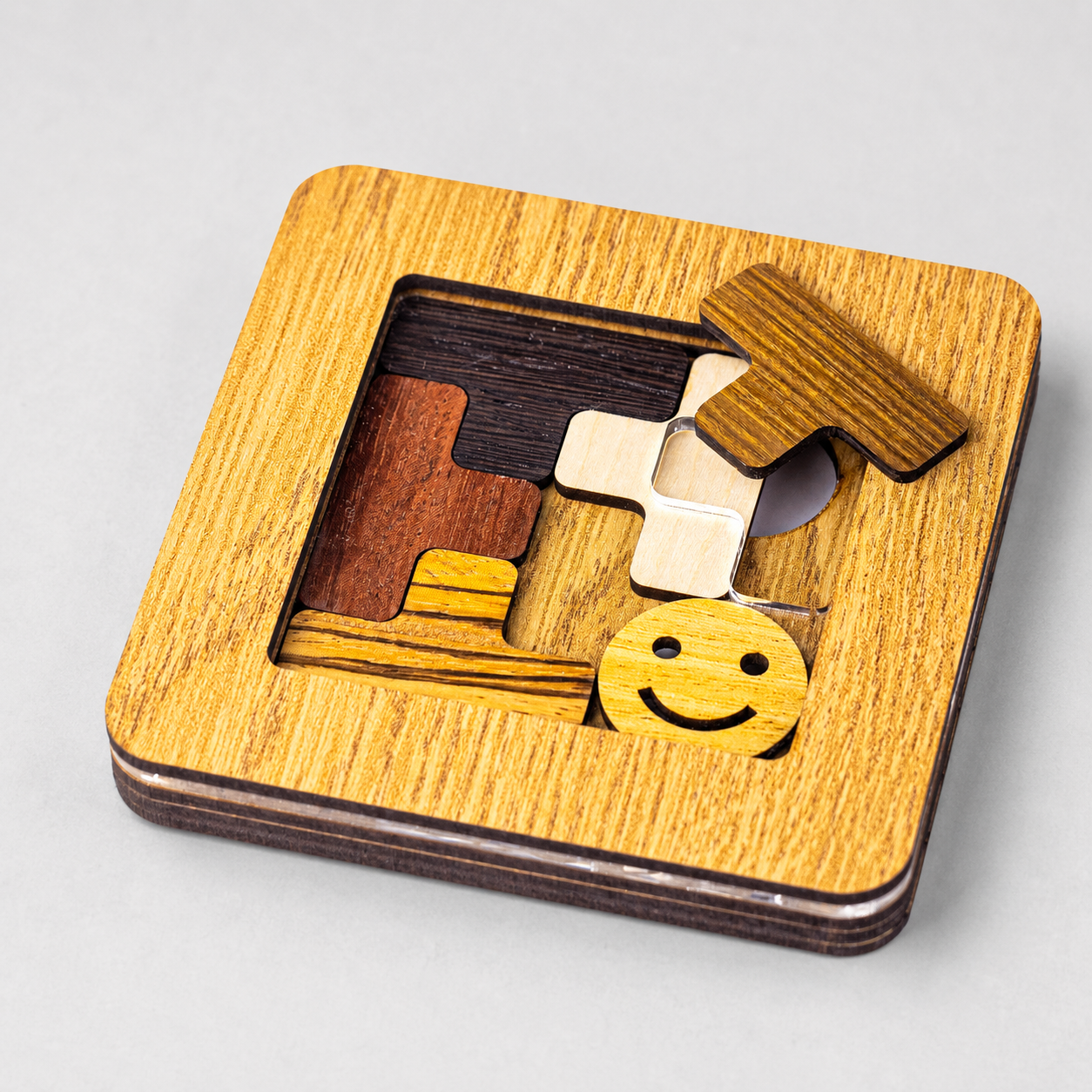 T TIME! – Expert Packing Puzzle by Pelikan Puzzles