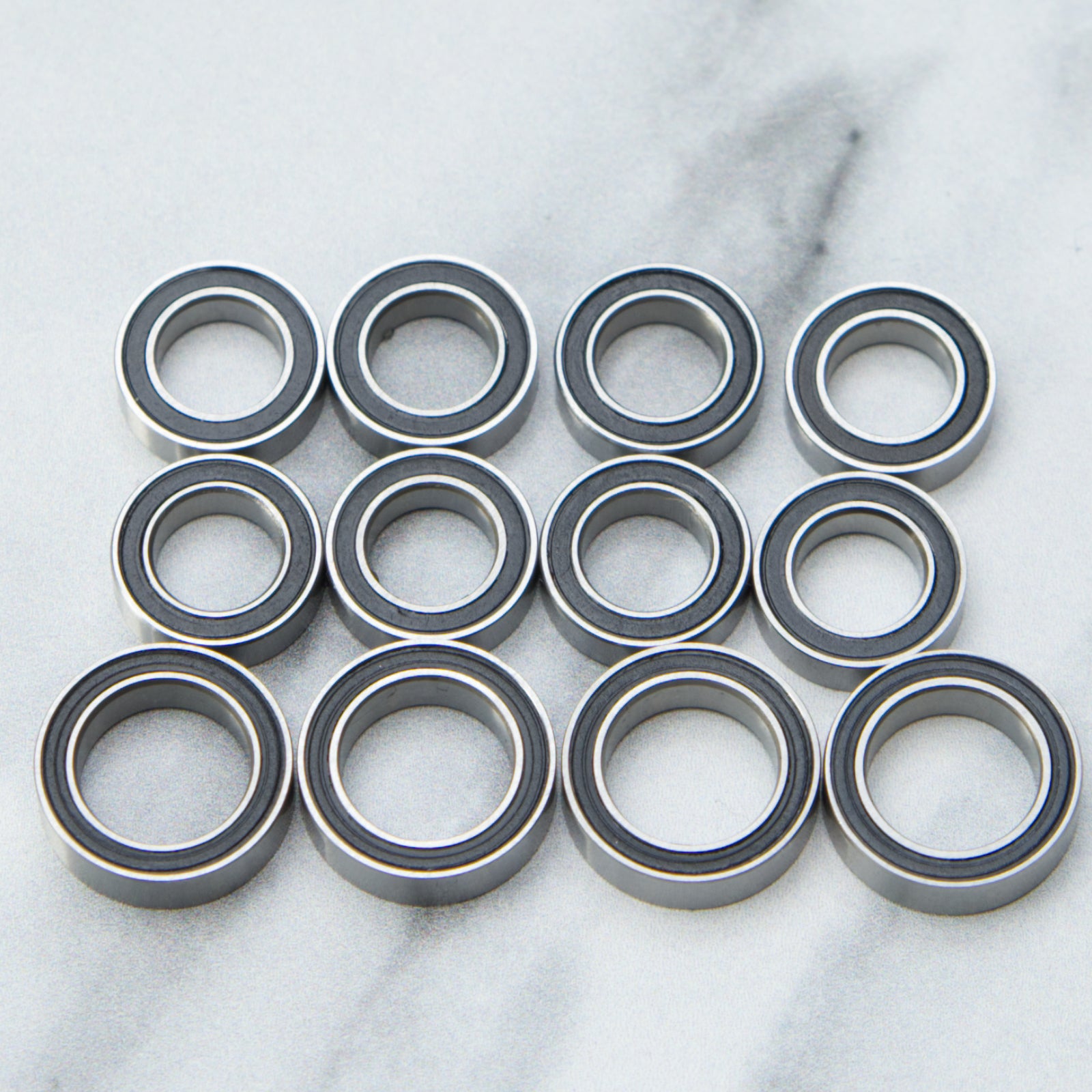 XRAY M18 - Sealed Bearing Kit