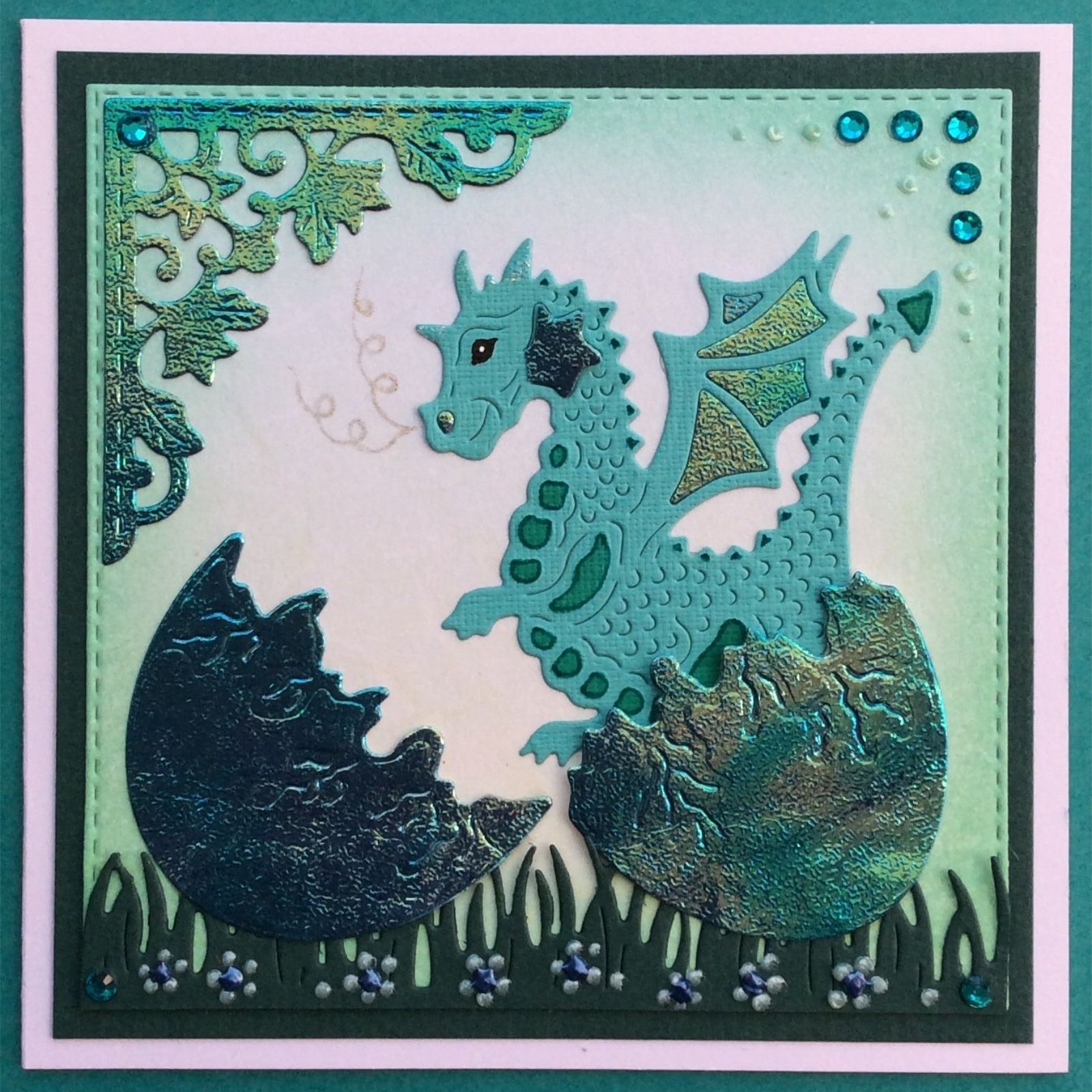 Baby Dragon Hatchling w Cracked Egg Shells Cutting & Embossing Dies