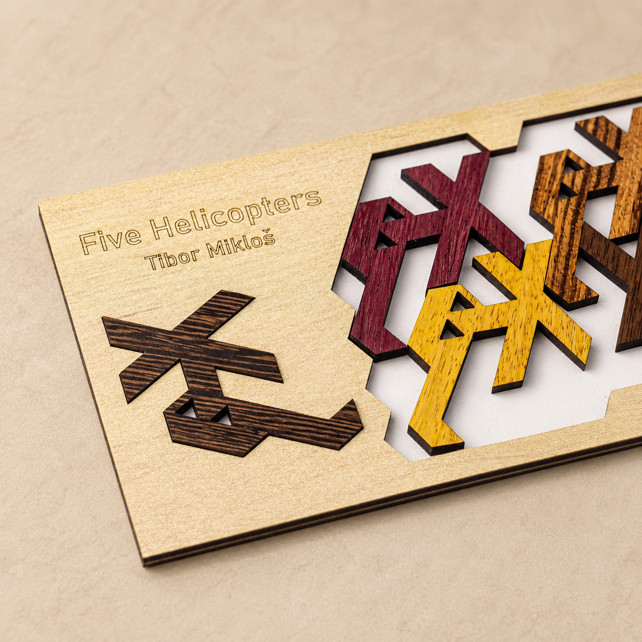 Five Helicopters – Intermediate Packing Puzzle by Pelikan Puzzles