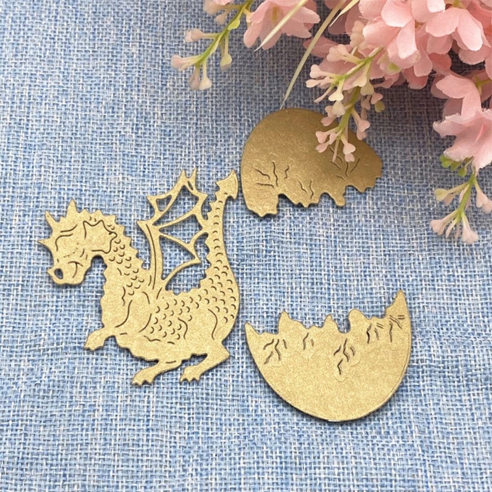 Baby Dragon Hatchling w Cracked Egg Shells Cutting & Embossing Dies