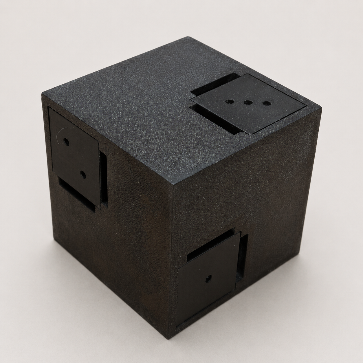 Chander's Cube Black Edition – Advanced Take Apart Puzzle by Yaroslav Manuilov