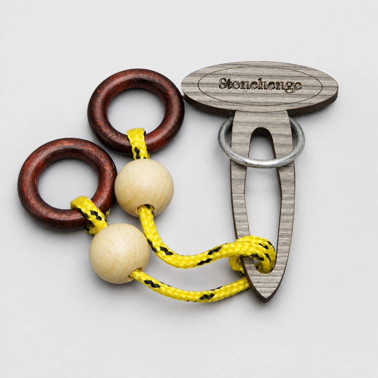 Stonehenge – Intermediate Rope Puzzle by Siebenstein-Spiele