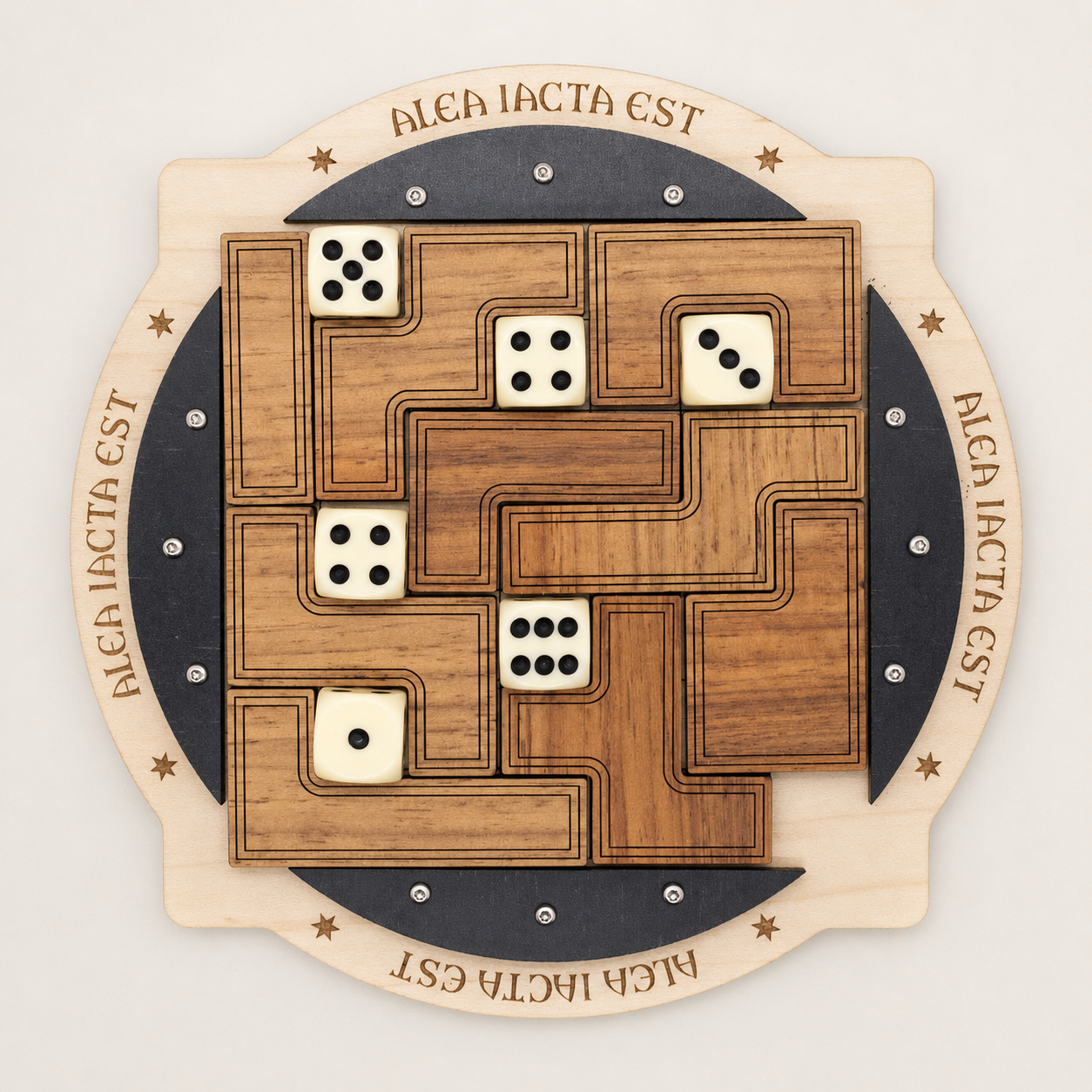 Alea Iacta Est – Intermediate Packing Puzzle by Jean Claude Constantin