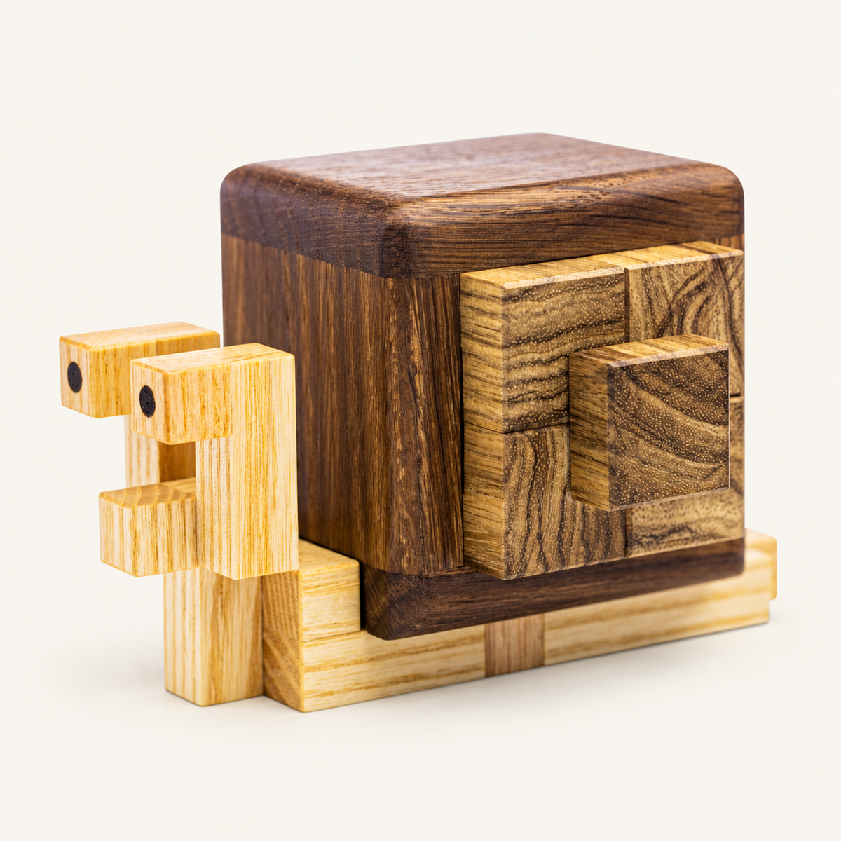 L'Escargot wooden puzzle, product 1