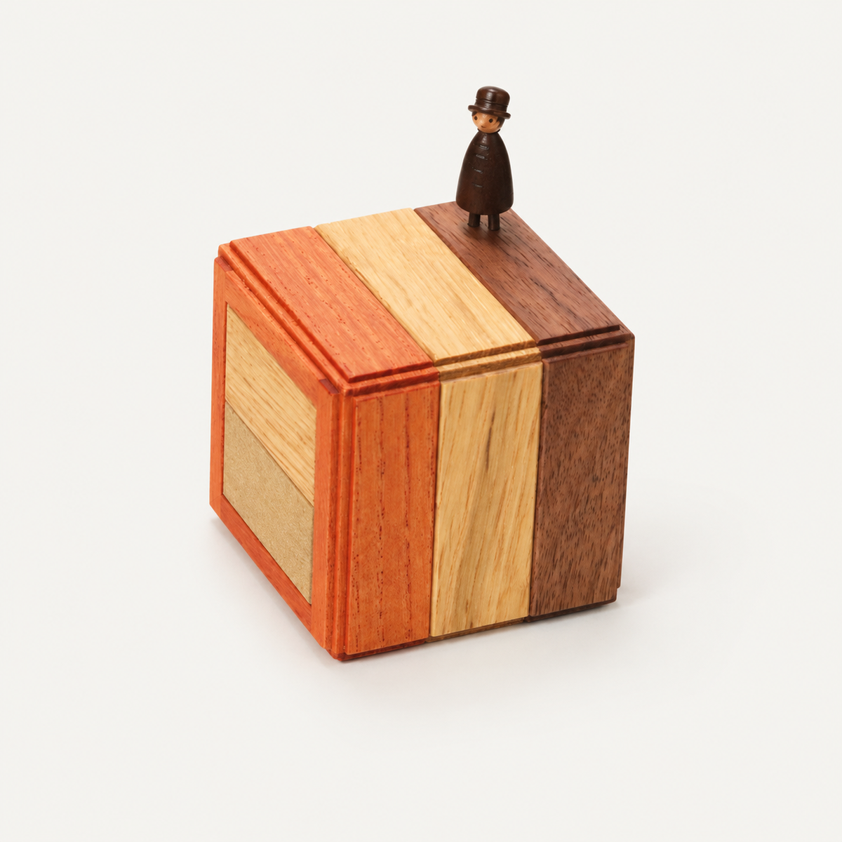 Bara-Bara Box Philosopher - three-quarter product view